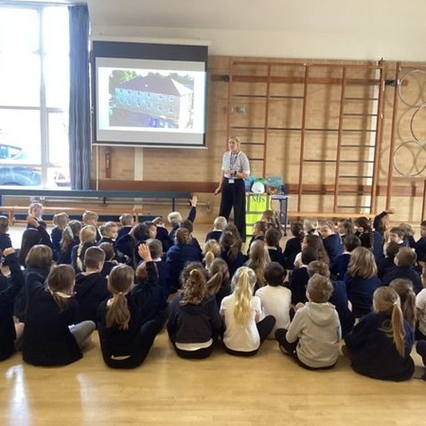 More wonderful children visited this morning at Lionel Walden Primary School. We shared our High Street project with the Year 1, 2 and 3 pupils and discussed the numerous roles available in construction.
The children are looking forward to looking through the books and some got to have a sneak peek before I left! The topic box will be be passed around the classrooms, with the books finally ending up in the library.
Grateful to our sponsors for supporting this idea and making it happen! @mistekltd - Automist Installers, @storyelectrical, @mkm_kingslynn , NJ Fox Plumbing & Heating Services, QualPaint Ltd
#construction #reading #community #SocialValue #education #constructioncareers