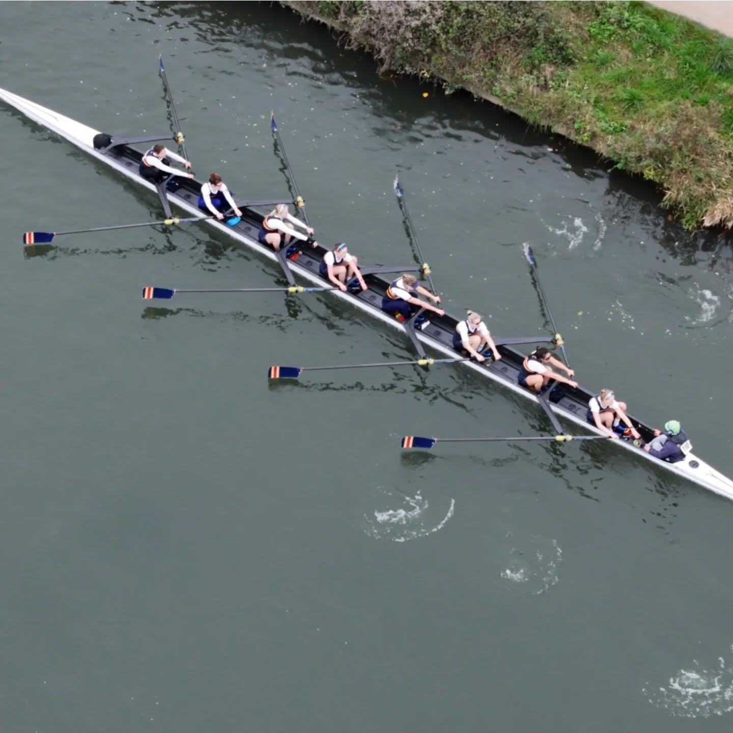Cambridge Winter Head 2024
🥇CRA Club A Op4+ (and🥈too)
🥇CRA Club B Op4+
🥇BR Op4x-
🥇CRA Club B W8+
🥇CRA Club B Op8+
Additionally...
💪Fastest two crews of the day (M1 & M2)
💪Fastest womens crew (W1)
💪Fastest 4+ of the day
And highest achievement of all...
👑New Event course record 😈
