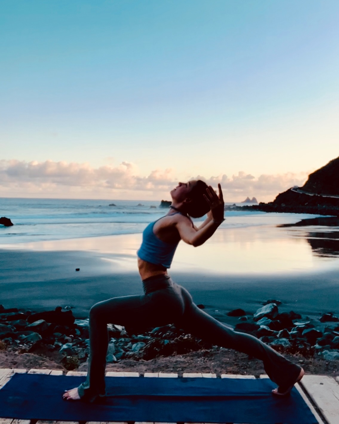 Do you start your day with intention? Creating a morning routine has been a game-changer for me, setting the tone for everything that follows. Years ago, I began with just five minutes of mindful breathing each morning, and that simple habit has helped me move through my days with more calm and resilience. Checking in with myself first thing each day has made all the difference.
#morningroutine #startthedayright #keeppracticing #keepshining #yogaeveryday