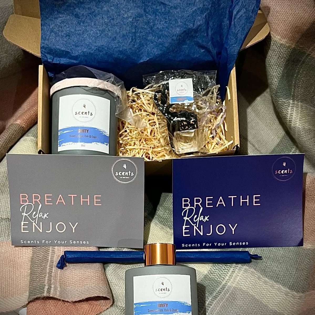 Gifts for your senses
www.scentsforyoursenses.co.uk
#soycandles #candlelover #reeddiffuser #gifts #christmasgifts