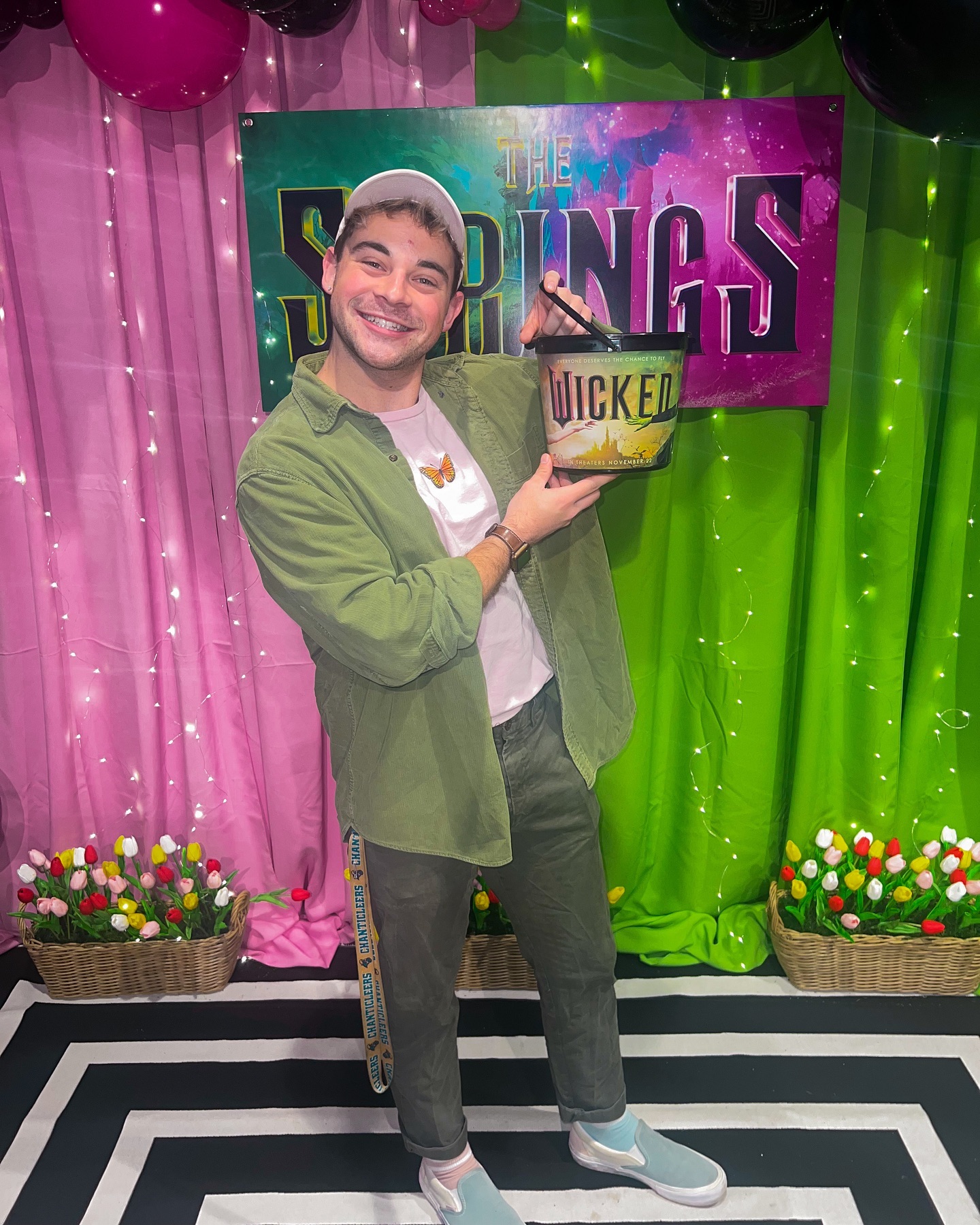 hi! just another theatre kid telling you @wickedmovie was the most swankified! š
@thetelseyoffice @tlcnyc, i think yāall forgot to book me for this one š¤Ŗ
@arianagrande, youāre incredible, bestie š