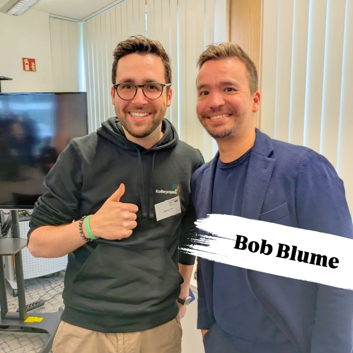 Sind Demokratieprojekte bewertbar?
Nach der Keynote von @netzlehrer sollte es in meinem Workshop für Lehrer*innen genau darum gehen.
Demokratieprojekte sind häufig sehr komplex und vielfältig in ihren Kompetenzanforderungen. Umso schwieriger ist es Schülerleistungen zu beurteilen und ein lernförderliches Feedback zu geben.
Das schreit nach einem spannenden Tool mit dem Lehrerinnen und Lehrer sehr schnell in lernförderliche Feedbackgespräche mit ihren Schüler*innen treten können.
#DemokratieLernen
#demokratischhandeln
#talentmetropoleruhr
#schule