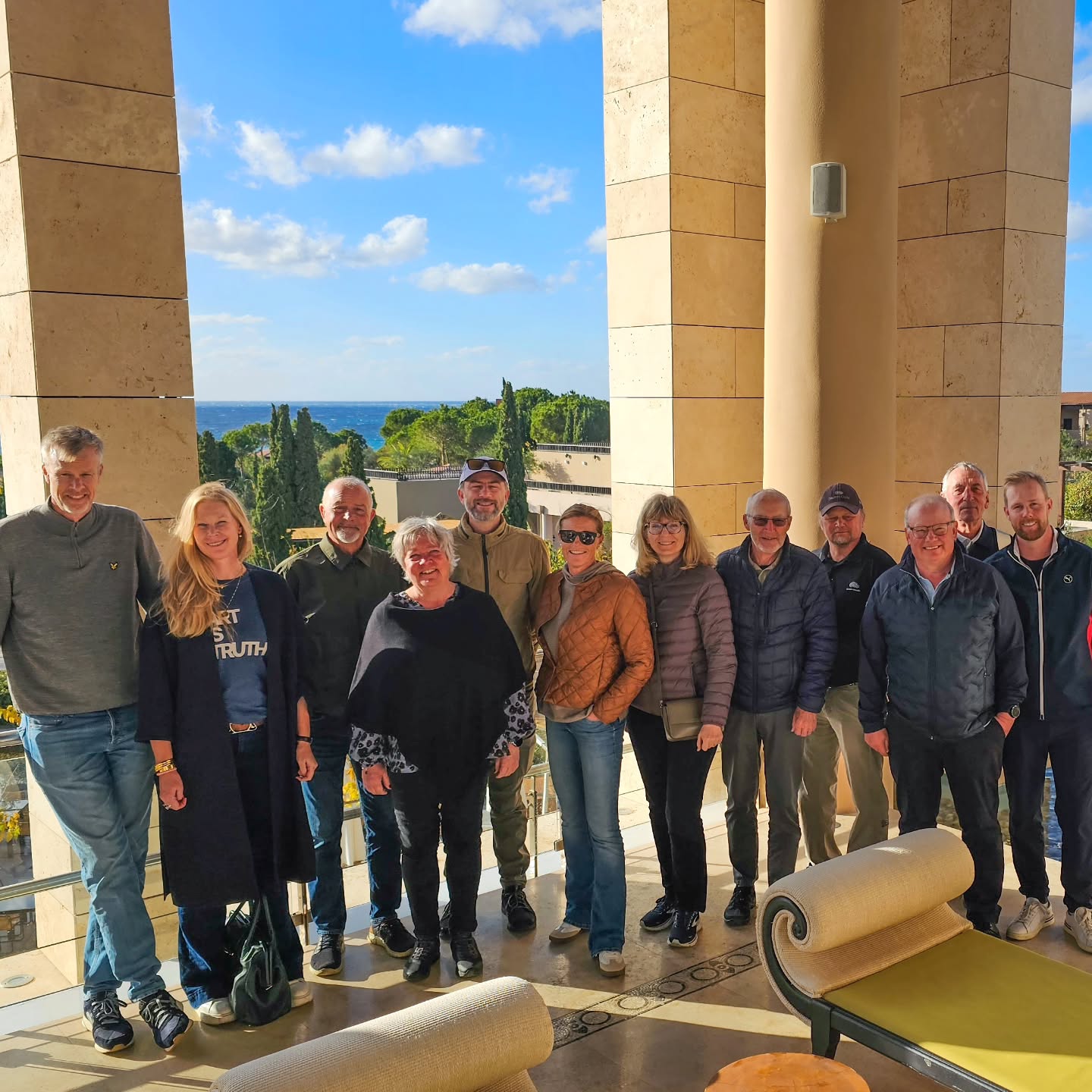 Vilken vecka @costanavarino! Magiskt bra väder, birdies och många skratt 🤩 vi har diskuterat allt från Impact till ta sig ur fängelse chippning till gymträning och allt där emellan ⛳️ vilka hänger med till Spanien i vår? 🤩