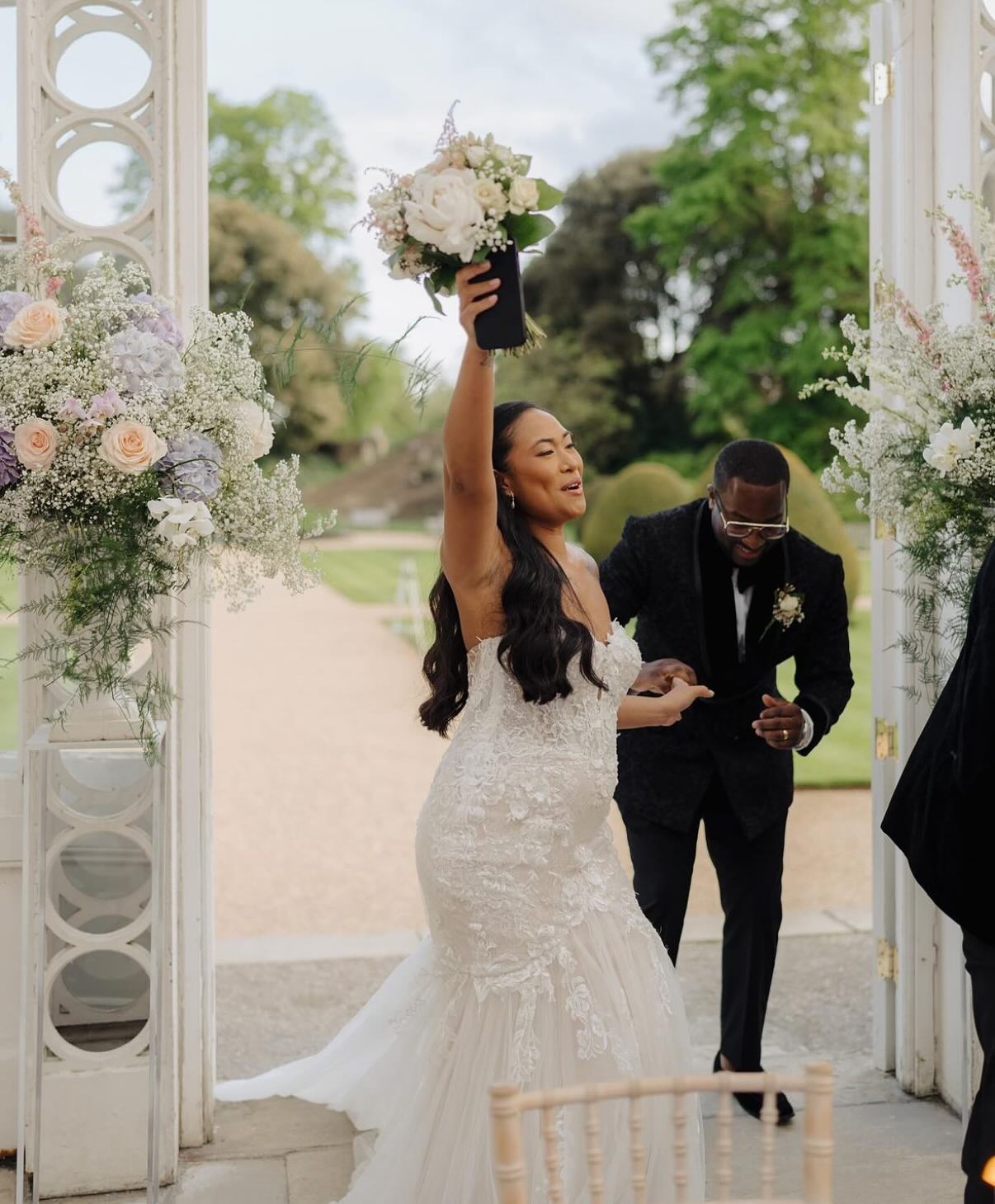moments like these 🫶🏽
bride: @mariannegracex
photography/videography: @cjdreamzs
#bridalmakeup #ukbrides #ukbridal #londonbridalmakeupartist #londonbridalmakeup #londonbridalmua