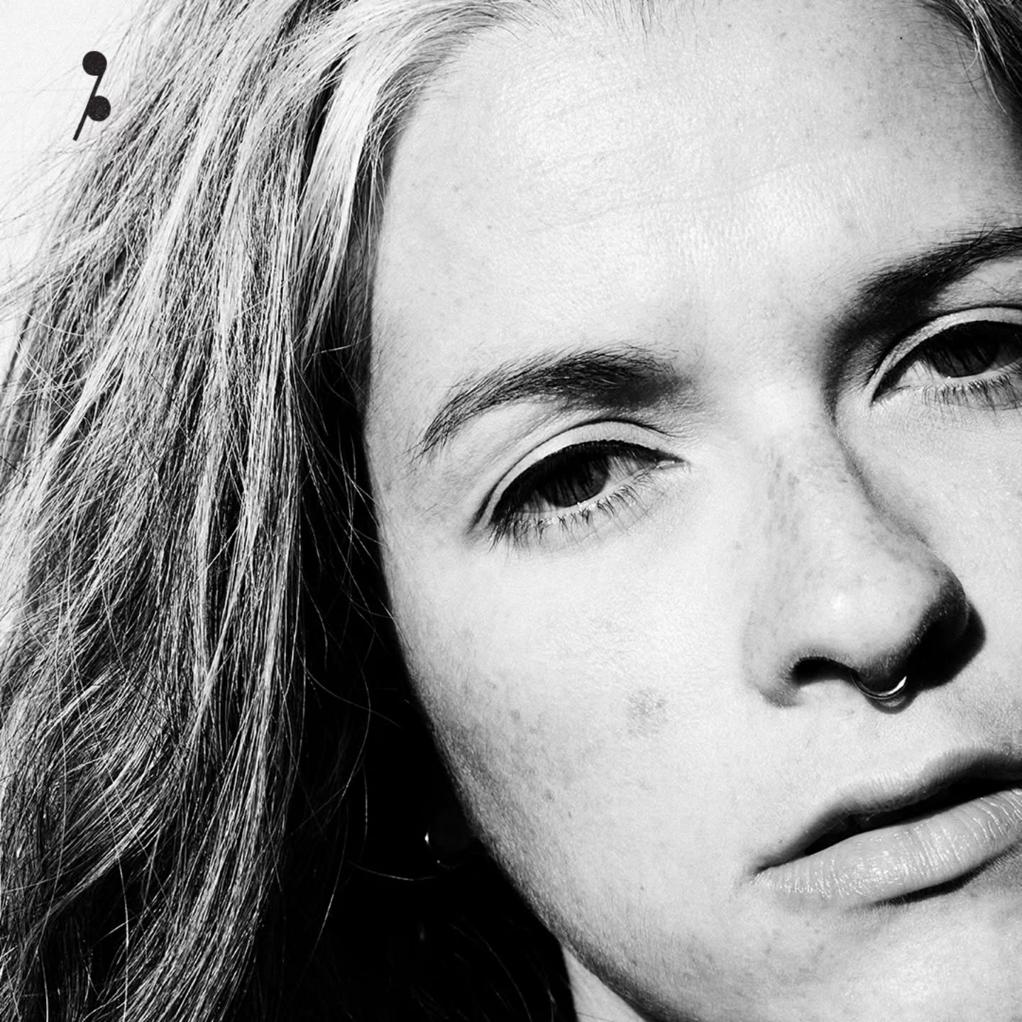 🎶 Seja bem-vinda, Barbara Rodrix! 🎶
Cantora e compositora com uma voz doce e interpretação marcante, Barbara Rodrix chega para fazer parte do Pequeno Imprevisto, trazendo músicas que refletem seu universo íntimo.
Nascida em São Paulo e radicada em Lisboa, a artista já lançou dois álbuns autorais – o primeiro: “Ninguém me conhece” aos 15 anos, produzido pelo seu pai, Zé Rodrix e o segundo: “Eu mesmo” produzido pelo pianista, compositor e arranjador Breno Ruiz.
E ela está no Brasil para uma temporada de shows e lançamentos!
✨ Você já ouviu Barbara? Qual música dela marcou você?
Conta aqui nos comentários! 👇
...
📷 @diniloris
#BarbaraRodrix #PequenoImprevisto