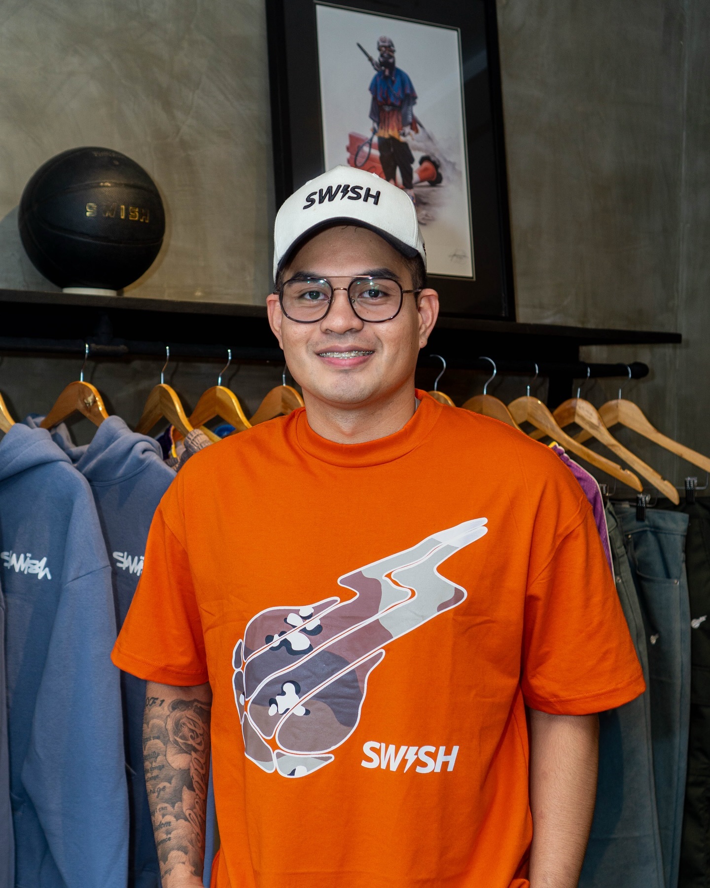 “We were basketball players back then. Mao nang di ko mahutdan ug ideas kay normally through sports, then amo nalang i transition to lifestyle” - Mac on how his lifestyle influences his brand
#StoriesAroundTown #MakersofMidtown #CebuCity