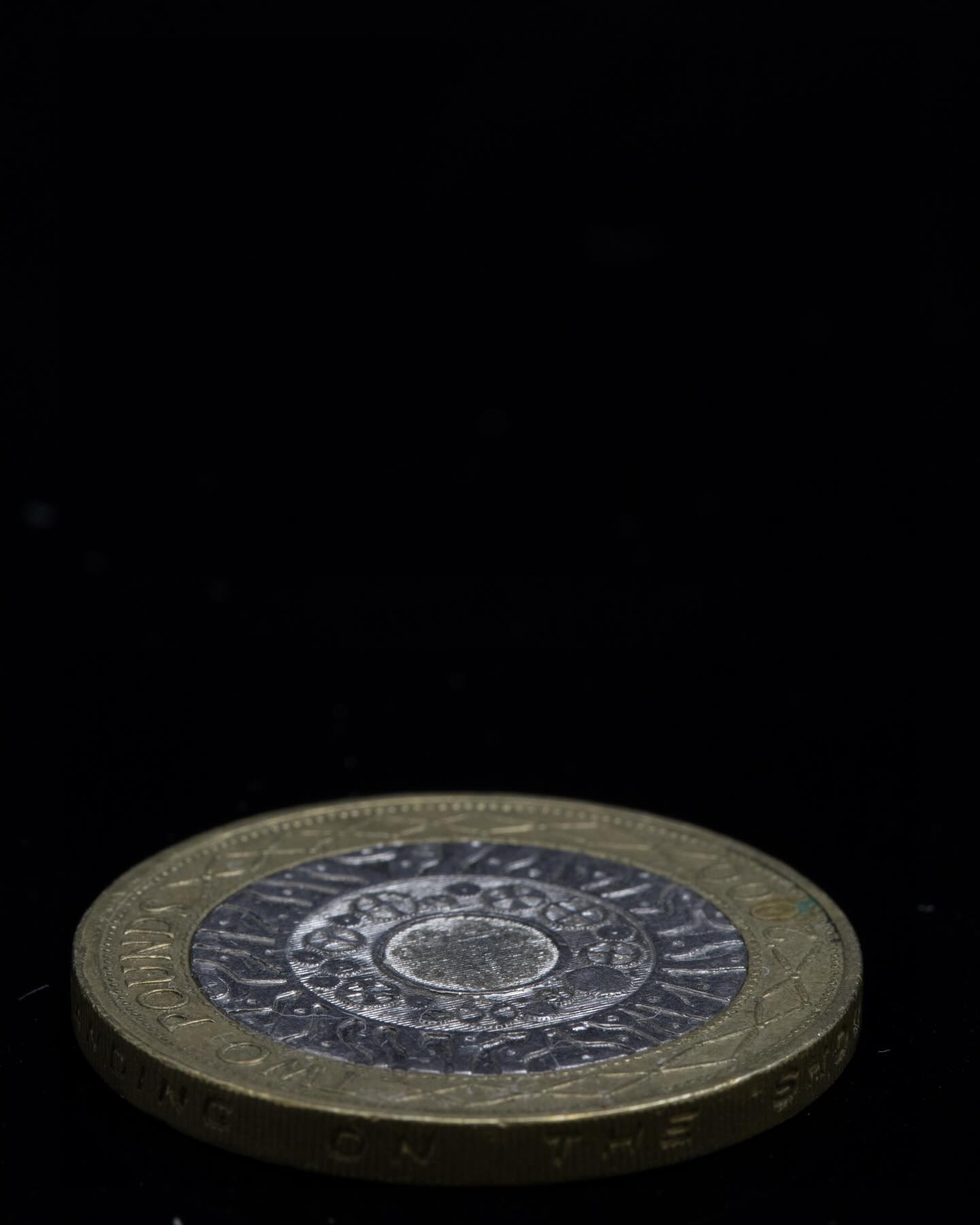 Coin
#science #electronmicroscope #laboratory #scienceart #sciencephoto #scientific #scienceweek #research #lab #micro #microscope #microscopy #medicine #medicalsciencestudent #medicalstudent #macrophotography #mineralomics #bio #biology #bioimaging #biologylab #minerals #chemistry #material #engineering #physics #sciencecommunication #ucl #DDCSEM #Mineralomics