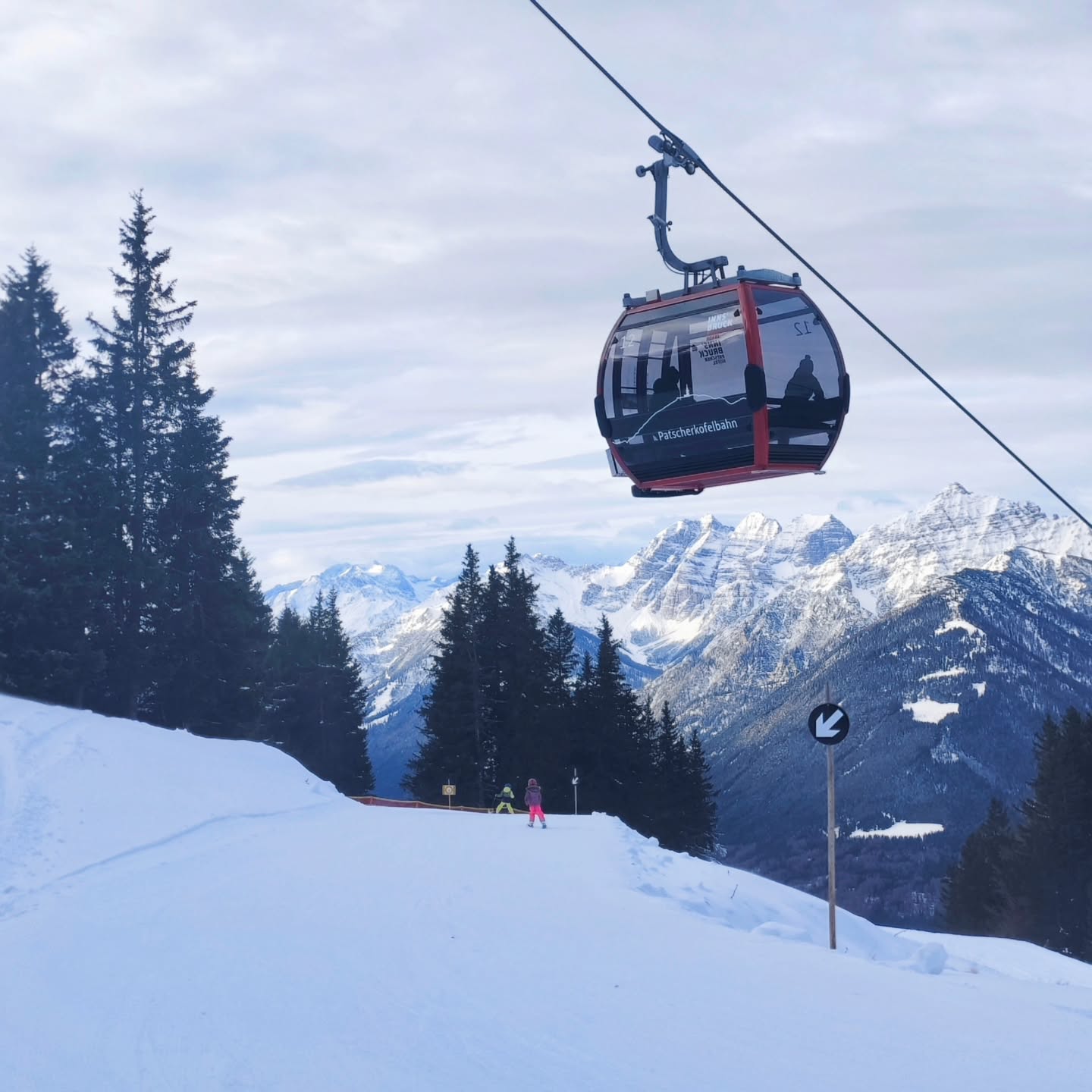 First day in my Home Mountain
Erste Tag aus #MeinHausberg
.
#Patscherkofel #skipluscity #skipluscitypass #Skifahren #winterseason #myinnsbruck