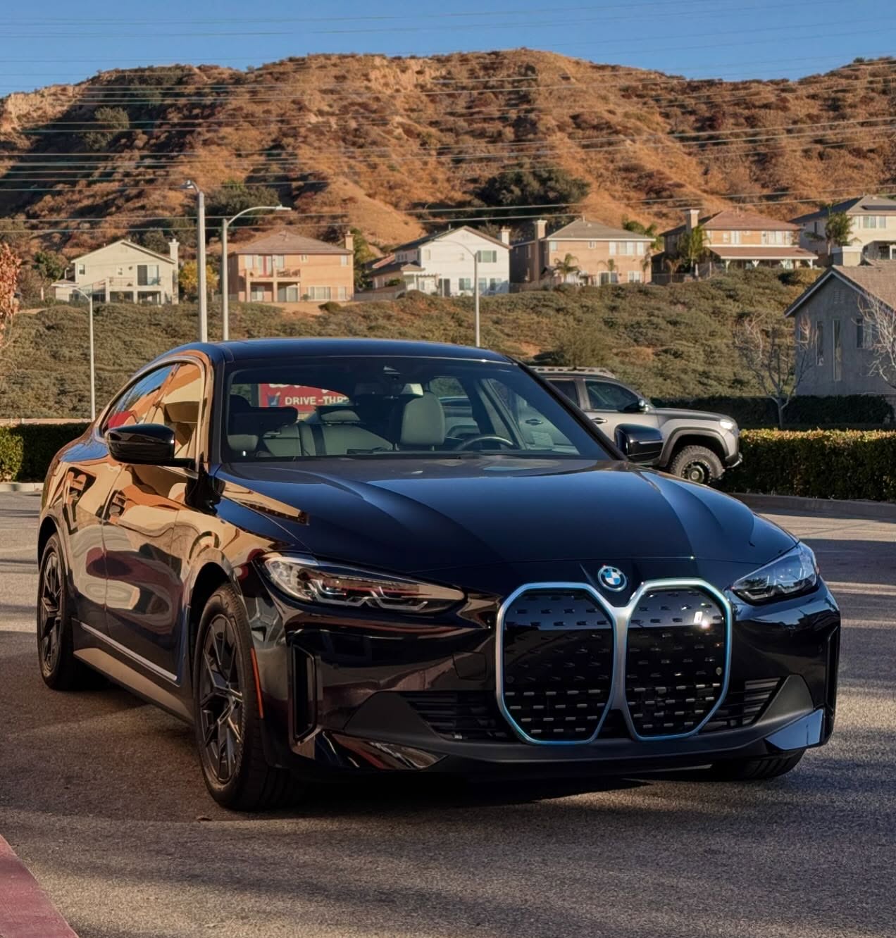 2024 BMW i4 Sold!
Thank you @chady.faraj for your repeat business over the years.
#BMWi4 #i435 #XpertAuto #XpertAutoConsulting