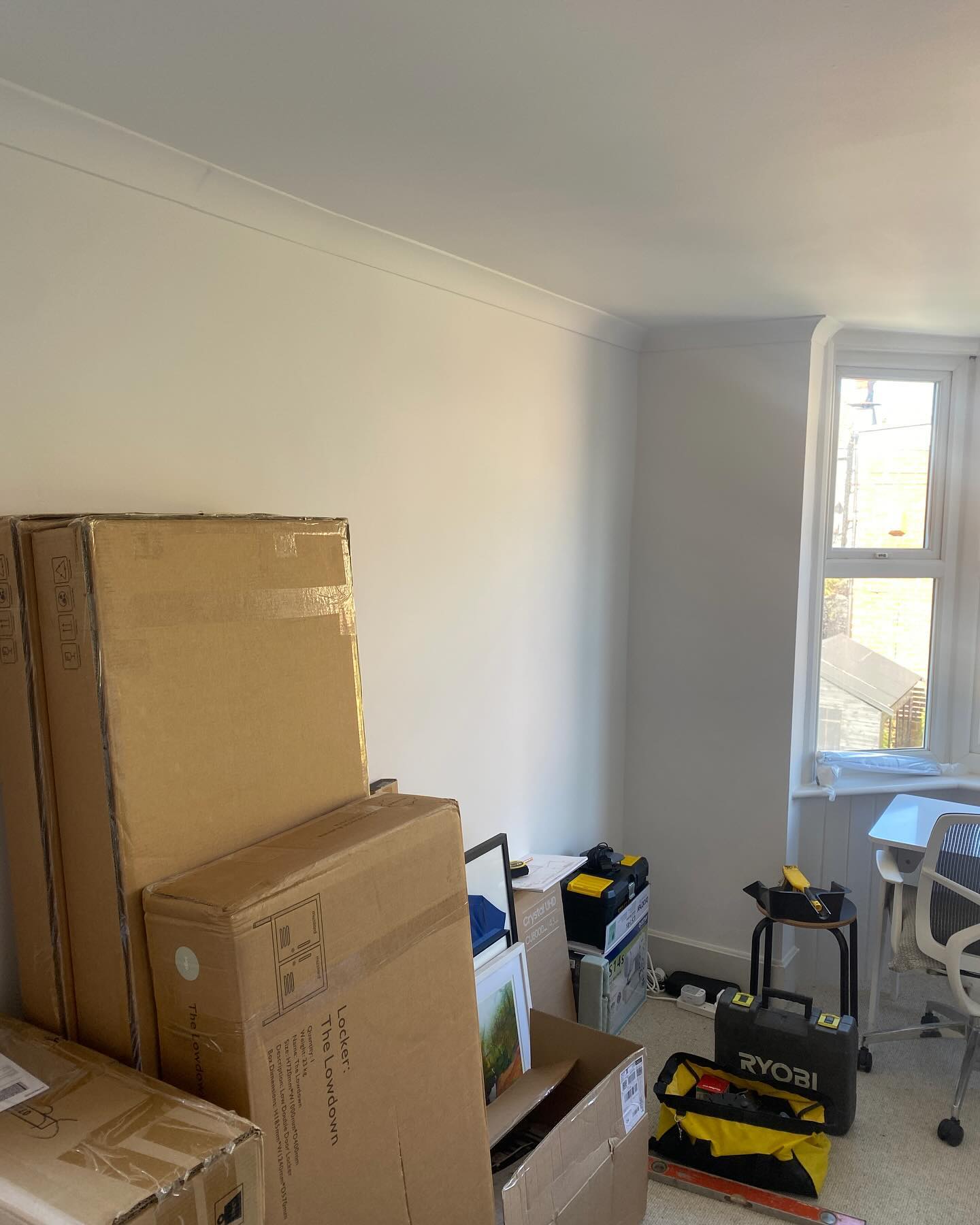 Building wardrobes, shelves and installing TV’s - all in a few hours work 💪👨🔧
#thehovehandyman #handymanhove #handymanbrighton #install #hove #brighton #handyman #diyprofessional #installation #lovesthejobsyouhate #fix #generalhandyman #flatpack #flatpackbuilders #flatpackwardrobe #shelving #shelf #shelfinstallation #wardrobeinstallation #tvinstallation