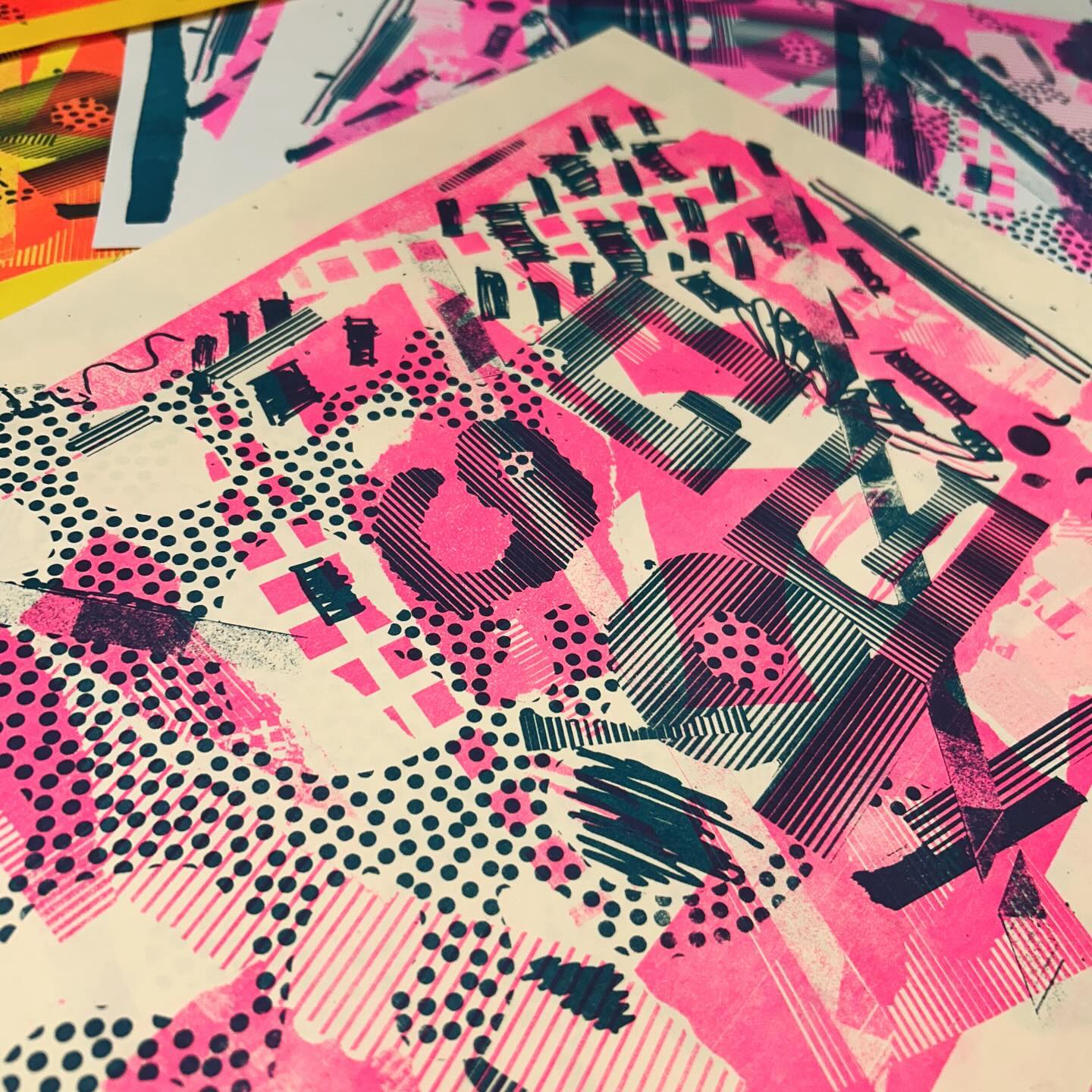 I had the best Friday night EVER playing around with the endless creative possibilities of a Riso copier!
I headed to RISOTTO STUDIO in Glasgow for an analogue Riso printmaking workshop - working with collage and experimenting with Riso printing in all its colourful, wonky, random, inky glory!
Thank you @risottostudio ! I am now obsessed.
#risopront