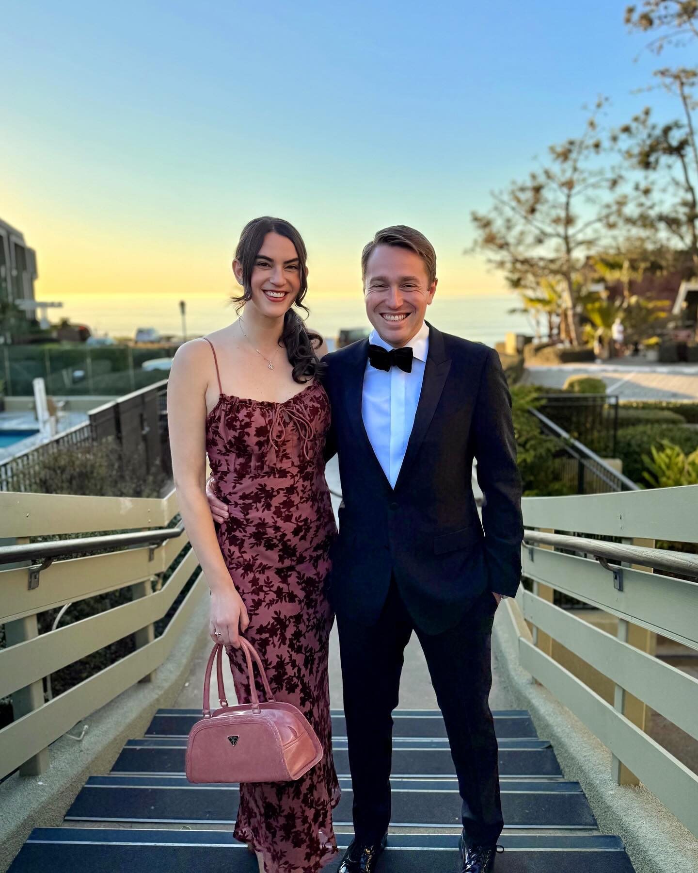 another perfect party planned by the original @theoaxsociety social chair 💕 soooo much love and congratulations to @gabbygeorgiades & Anthony!!! ☀️👰🏼🤵🏻♂️