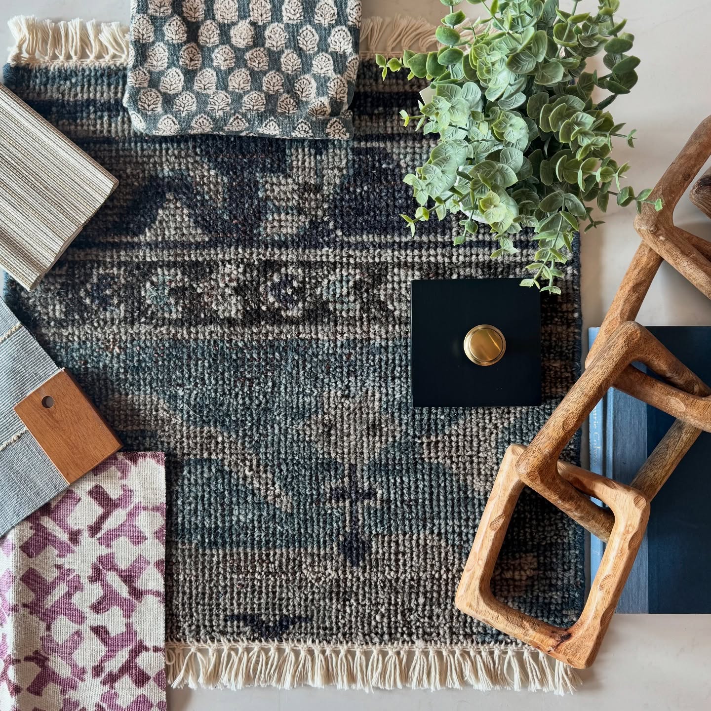 Ever wonder what it is like to work with an interior designer?!? We could walk you through ALL the things we do, but that could take an awhile 🤣. Here it is in a nutshell!
We know the details make ALL the difference, so we have developed a design process that not only ensures that projects run smoothly but also produce a superior result.
We begin by establishing a design vision and tailoring it to your home through space plans & renderings (It’s that “ imagine your home looking like this” moment). From there we refine to perfection, review sample materials and nail down all the final touches. We even purchase, track and inspect all the items on your behalf. The contractors and trades people love how we work closely to ensure our vision is brought to life and all how all the products and specs are at their fingertips before they need them!
If you are looking for a design team with creative problem solving skills, extreme attention to detail and top-notch customer service, head over to our website to book a discovery call!
#designprocess
#hireadesigner
#creatives
#makingitahome
#renovation
#rhodeislandinteriors
#ridesign
#barringtonri
#newportri
#interiordesign
#designbuild
#fullserviceinteriordesign