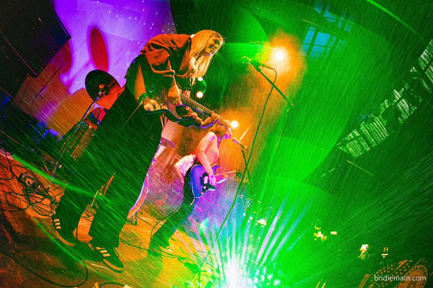 Huge thanks to @bridiefilm for artistically capturing the 2 new Powerjam bands ( 'Onda' and MadTalk , and for sharing some of the magic of last Sunday's @jom_junior_open_mic event!!🔥🙏🏽🤘🏾🎸🎼