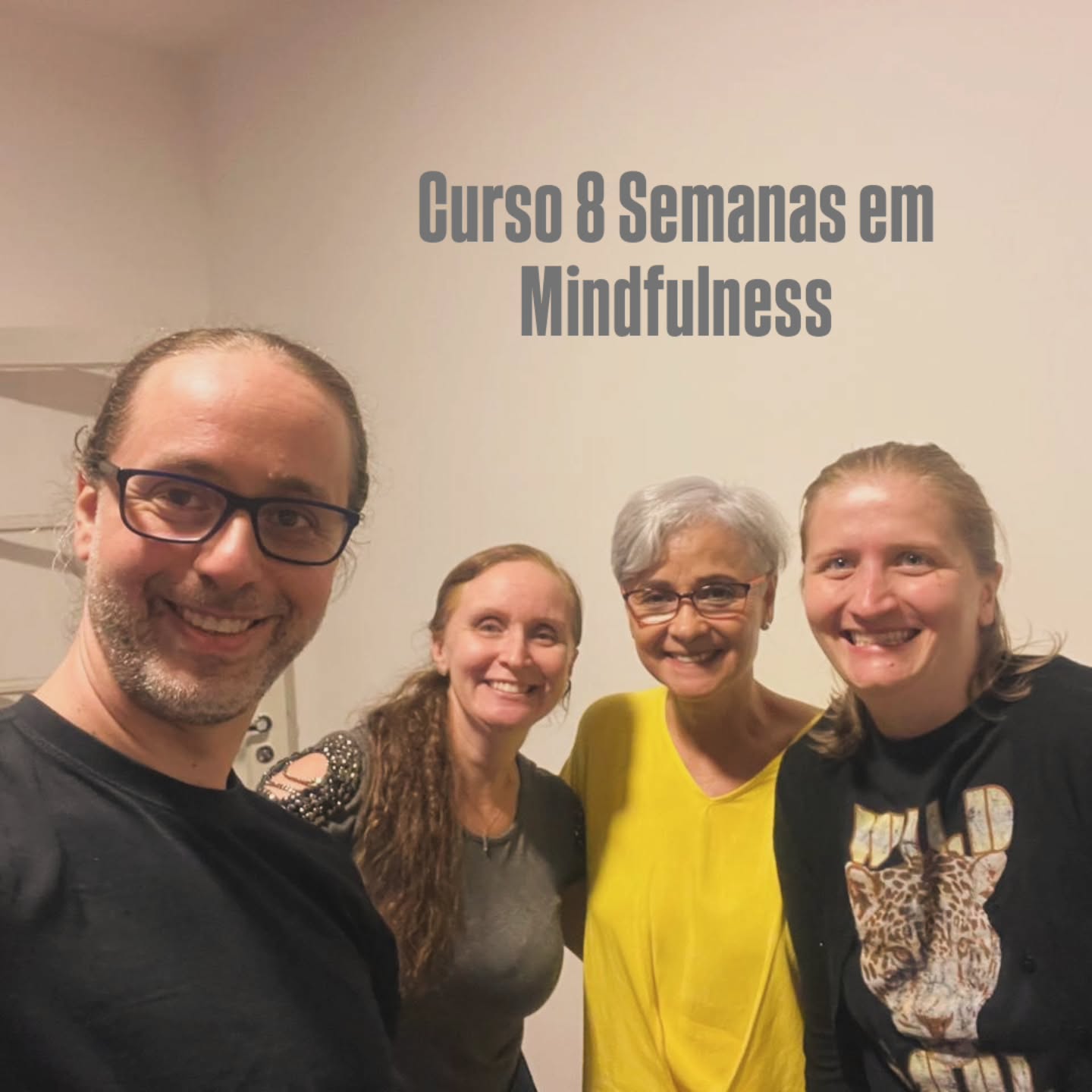 Curso de 8 Semanas em Mindfulness encerrado nessa segunda feira. Que grupo exemplar em seu comprometimento e dedicação ✨️
Agradeço pelas trocas e pela presença de vocês durante todo o processo.
Namaste!