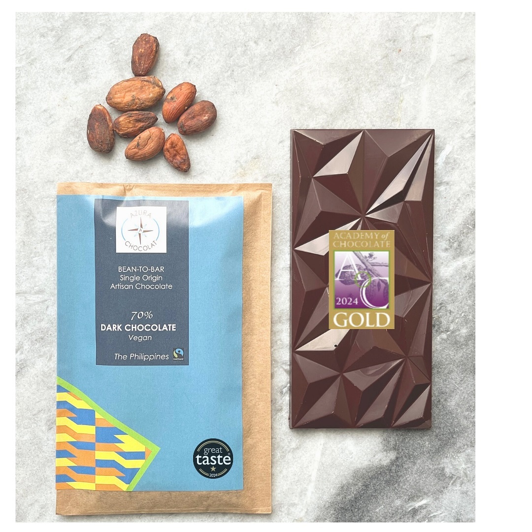 ✨ Kicking off the week on a high note!
We’re absolutely thrilled that our entries to @acadofchocolate have been so well received, earning us awards for our bean-to-bar range. 🍫🏆
🥇 Gold – 70% Dark Philippines bar
🥈 Silver – 45% Milk Venezuela bar
🥉 Bronze – 70% Dark Bolivia and Venezuela bars
We’re very grateful for this recognition! ✨
On that note, join us at our final market of the year:
📅 Sunday, December 22nd
🕙 10 AM to 3 PM
📍 @allypallyfm
We’ll be bringing a full range of our award-winning bars and our selection of moulded chocolates 🍫
Last-minute Christmas shoppers – we’ve got you covered! ☀️
#finefood #finefoodchocolate #beantobarchocolate #artisanchocolate
#handcraftedchocolates #craftchocolate #lastminutegifts #shoplocal #shopsmall #awardwinning #awardwinningproducts #aoc