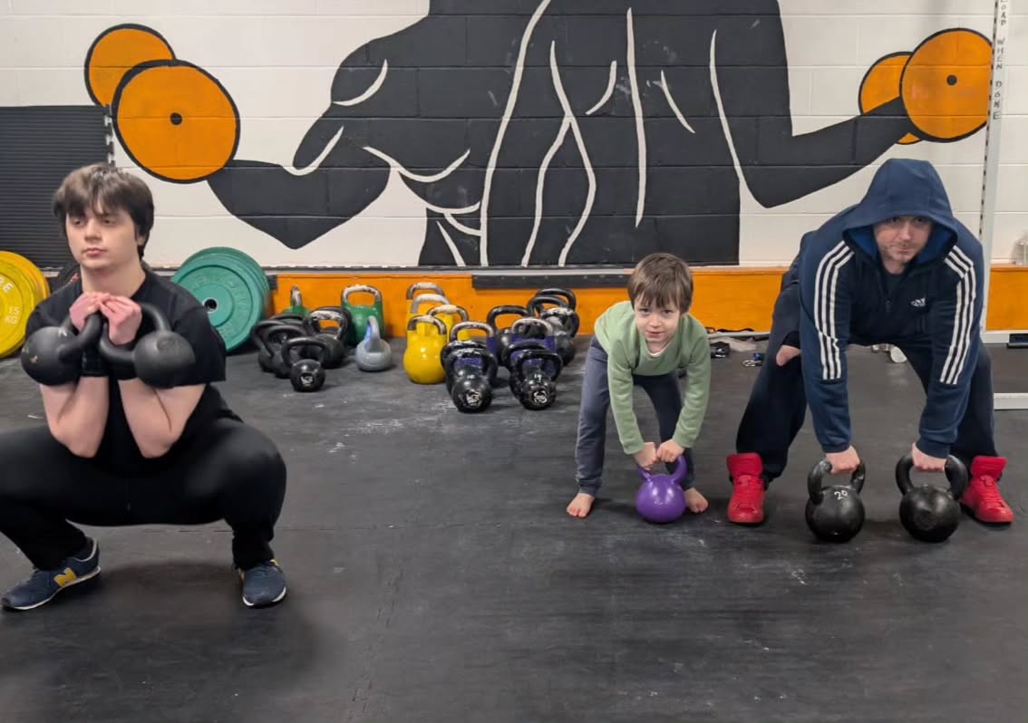 As much as we are enjoying Christmas, it was time to do a little bit of something! Family training at Lincoln Barbell Club!