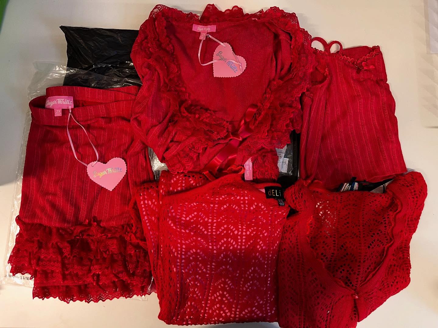 🤍2024🤍
• Too Much •
• Mother Goose •
• Thursday Murder Club •
• Vows •
• Albert •
• Lapland UK ‘24 •