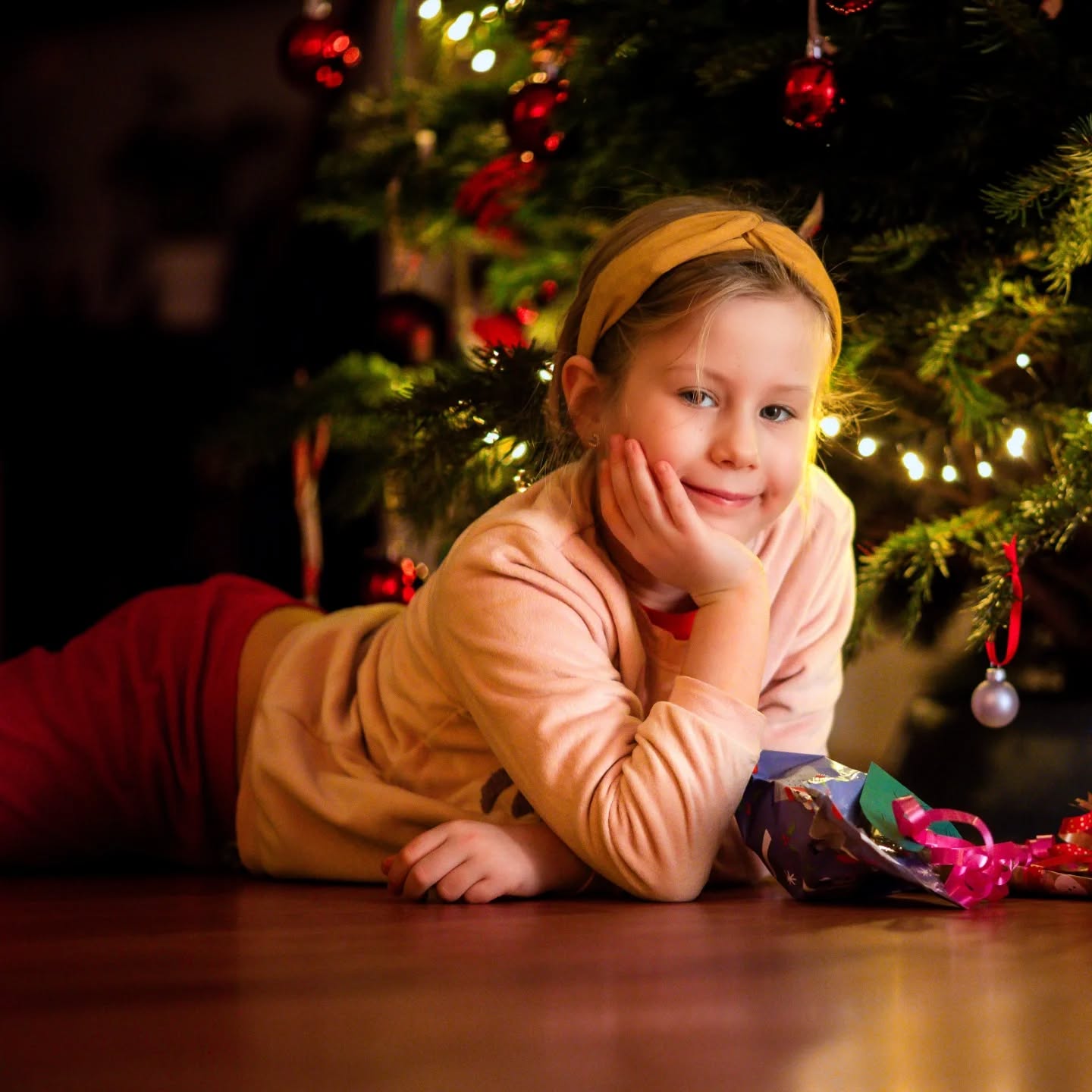 ❤️ HAPPY HOLIDAYS AND A VERY MERRY CHRISTMAS ❤️
...to everyone! ⛄️