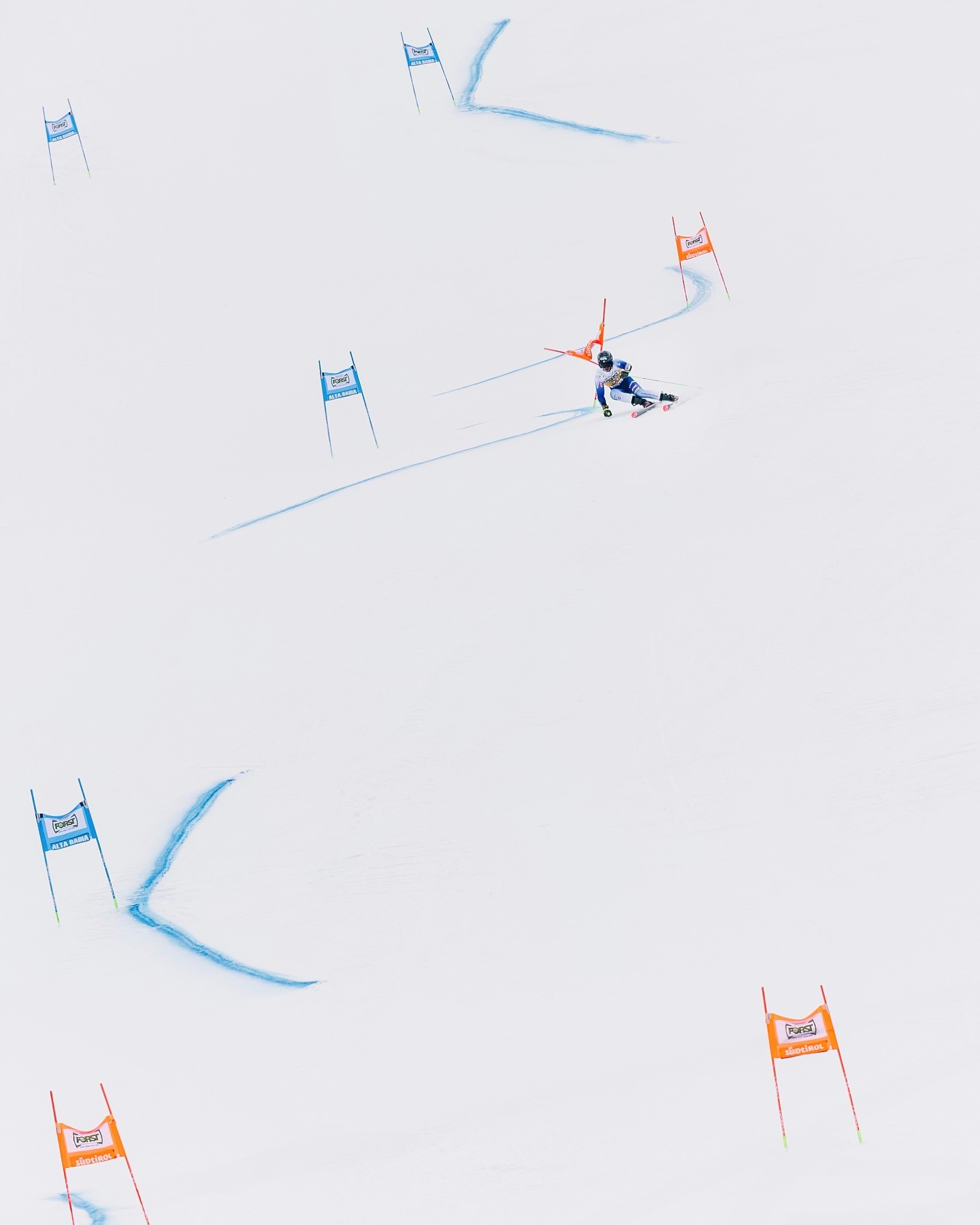 @skiworldcupaltabadia dump - chapter II
#audifisskiworldcup #alpineskiing #dolomiti #skiracing #skiworldcup #altabadia #granrisa #fisalpine #fis #fisski #giantslalom #slalom
@fisalpine @fisi.official @conisocial @infrontitaly @infrontsports_ @my.dolomiti @movimentaltabadia