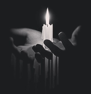 Wir sind zutiefst erschüttert über die tragischen Ereignisse auf dem Weihnachtsmarkt bei uns in Magdeburg.
In Gedanken sind wir bei den Opfern, ihren Familien und allen Betroffenen.
Unser tiefes Mitgefühl gilt allen, die von diesem Unglück betroffen sind.
Dieses Jahr endet unser Adventskalender hier.
Wir wünschen allen viel Kraft angesichts dieser sinnlosen Tat und der schrecklichen Gewalt.
Unser Dank gilt allen Rettungskräften, Polizisten, Ärzten und Helfern, die für die Betroffenen sorgen.
#magdeburg #ovgu #international #fassungslos