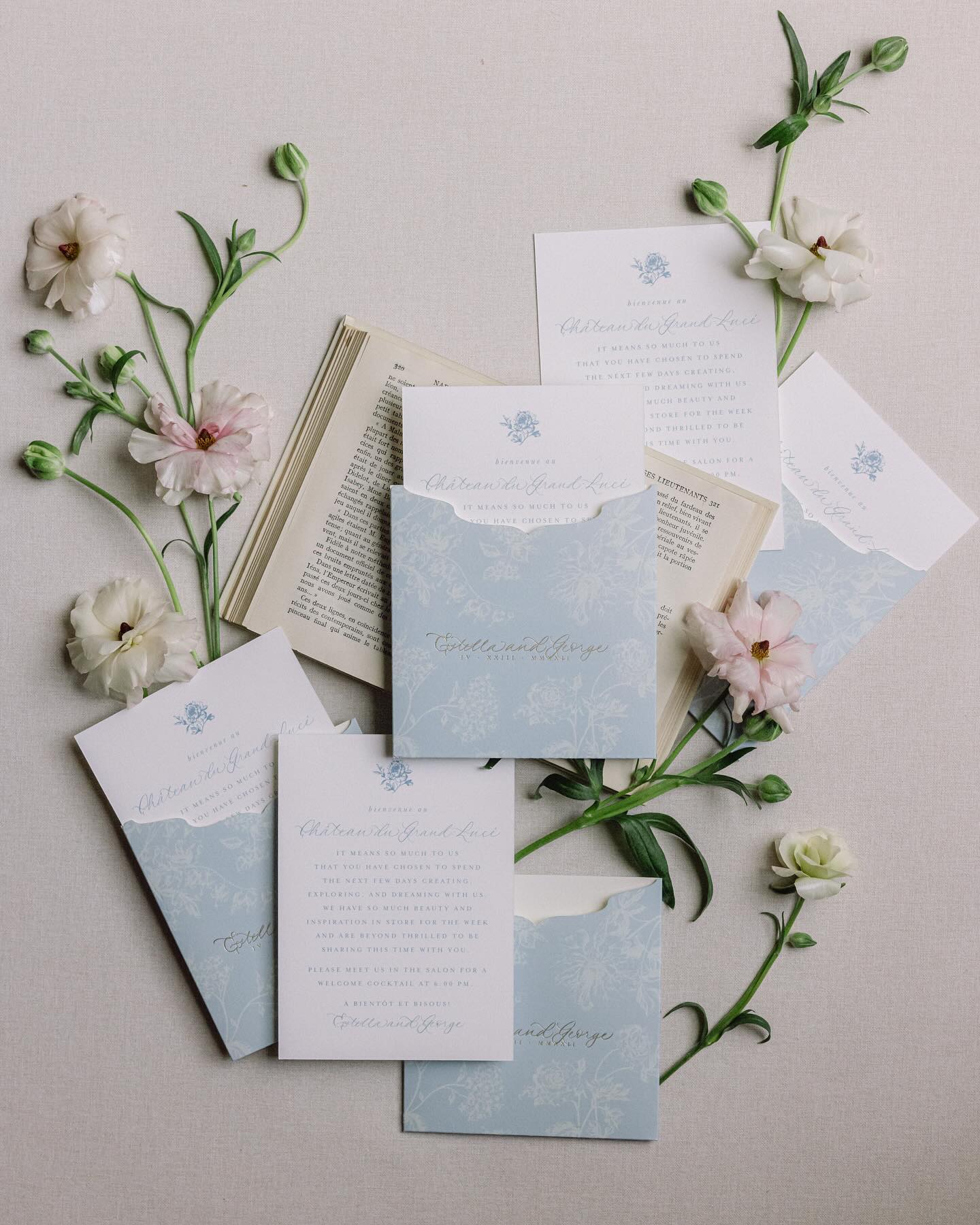 Wishing all a Happy New Year! Manifesting a great 2025 full of travel, art, and intention. 🤍
.
.
.
Photography @vsphotography_insta
Venue @chateaudugrandluce
Host @mollycarrphotography
Design & floral @rachaelellenevents
Paperie @inkandpressco
Surfaces @chasingstone
.
.
.
#france #francewedding #franceweddingphotographer #franceweddingplanner #lemans #chateau #castle #destinationwedding #destinationweddingphotographer #pariswedding #parisweddingphotographer #parisbride #bostonweddingphotographer #weddingflatlay #mariage #castlewedding #newyear #2025bride #isaidyes #europeweddingphotographer #europewedding #parisengagement #parisengagementphotographer