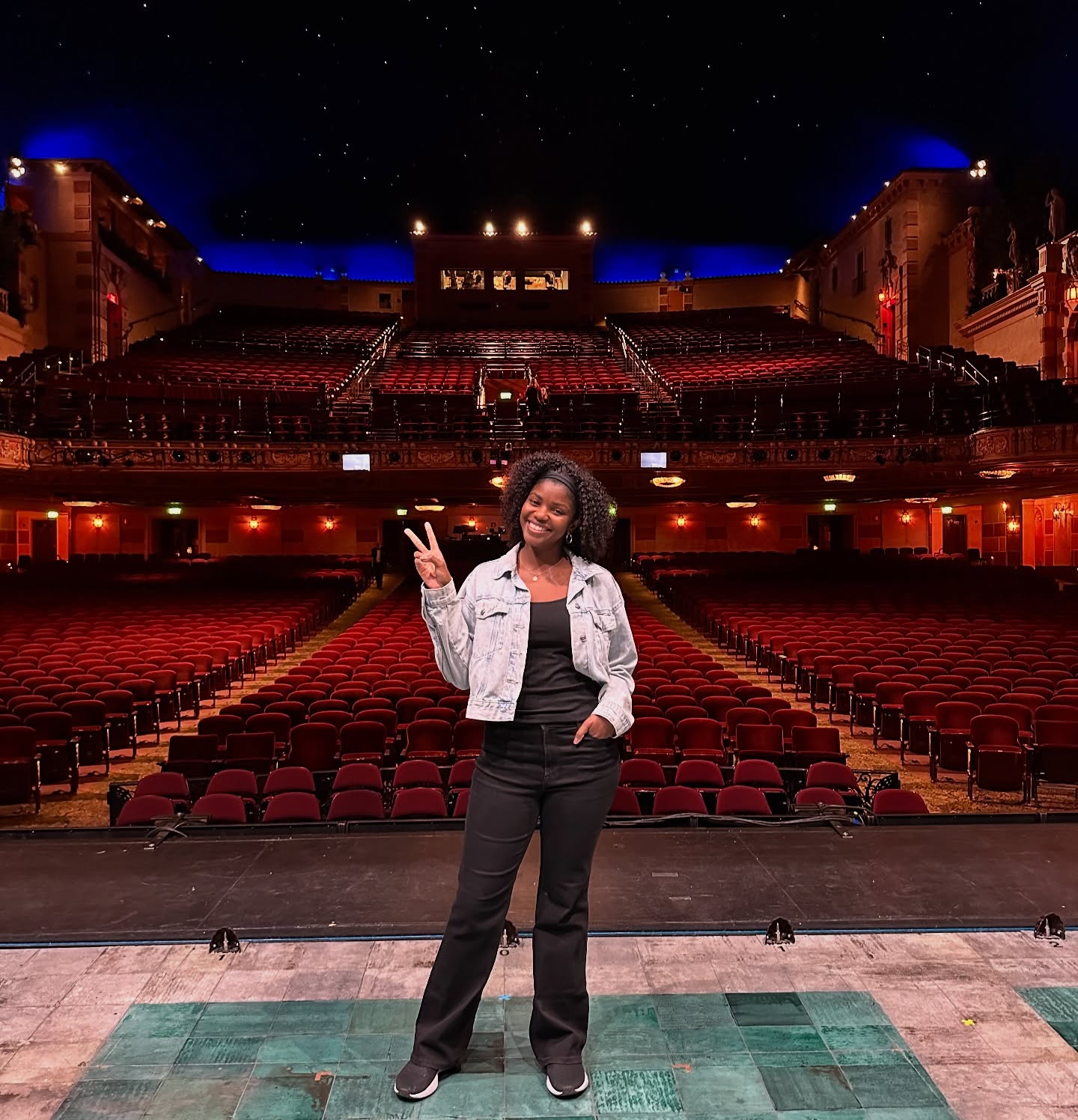 2 months ago today we closed Girl From the North Country! Crazy, right?!
I still have a year’s worth of photos and videos to share so here’s a few from our last couple of weeks. Miss this show and miss the beautiful people I got to share this experience with! #northcountrytour