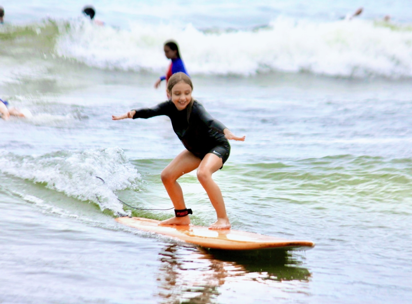 A felicidade e a sensação de pegar a primeira onda nunca se esquece! 🏄🏼♀️🌺🌈
#surf #surflife #surfstyle #surfgirls #nativos #nativossurf #itamambuca #itamambucabeach #itamambucasurf