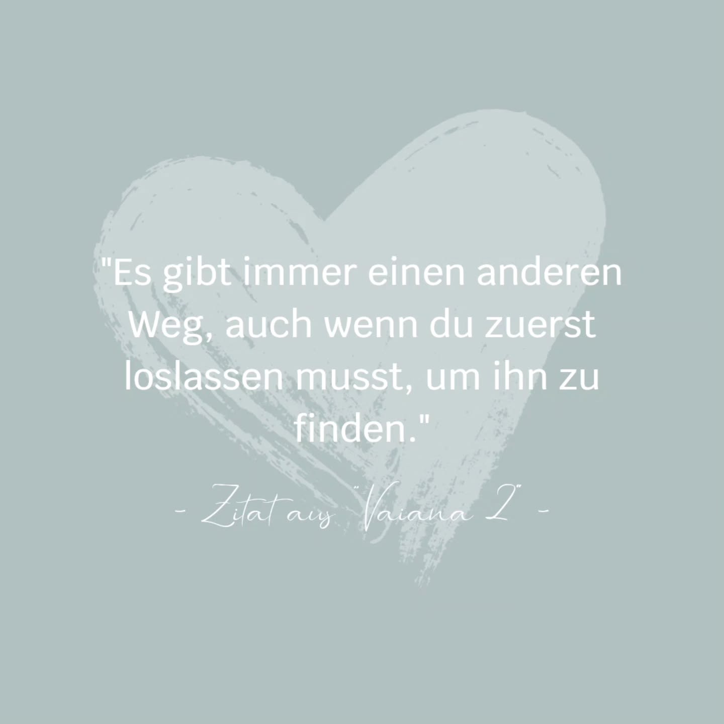 Am Wochenende habe ich mir mit meiner jüngeren Tochter Vaiana 2 im Kino angeschaut. Eine schöne Story über ein mutiges Mädchen, das ins Ungewisse zieht, um ihren Weg zu finden und anderen zu helfen...
Dieser Satz ist mir geblieben. Es gibt immer einen Weg. Manchmal sehen wir ihn einfach nicht, weil wir zu sehr am Alten festhalten. Erst wenn wir loslassen, können wir die Optionen sehen. Manchmal braucht es dazu eine andere Perspektive oder jemanden, der dir andere Wege aufzeigt.
Das ist unter anderem meine Aufgabe als Coach: Perspektiven und Wege aufzeigen, die du gehen kannst. Braucht manchmal Mut. Aber es lohnt sich!
Falls du Hilfe bei der Suche nach deinem Weg brauchst, bin ich gerne für dich da und begleite dich ein Stück auf deinem Weg. Alle meine Anbebote findest du in meiner Bio👆🏻.
Herzlich, Jacky 🦋
#hochsensibilität #hochsensibel #hochsensible #sensibel #hspcoach #hochsensitiv #hspcoaching #hochsensibelglücklich #feingesinnt #coaching #beratung #seelenweg #leichtigkeit #innereruhe #lebensfreude #energie #erfolg #selbstbestimmung #selbstliebestärken #mentalegesundheit #psychologischeberatung #resilienz #ressourcen #selbstwahrnehmung #selbstfindung #überreizung #mindset #vaiana2 #girlpower #findedeinenweg
COACHING
BERATUNG
HOCHSENSIBILITÄT
EMOTIONSREGULATION
STRESSREGULATION
ABGRENZUNG
POTENTIAL
SELBSTVERTRAUEN
MINDSET