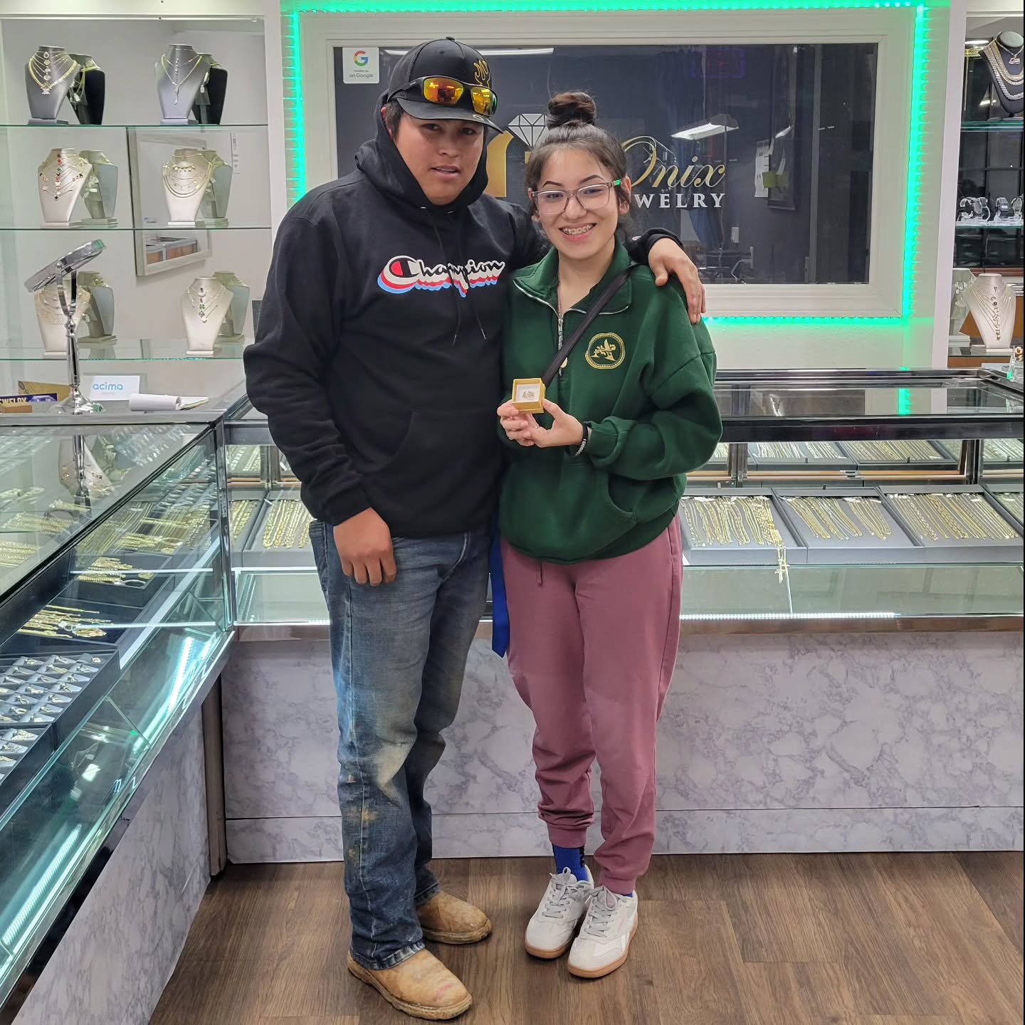 Felicidades a Maggie por ser la ganadora del 2do premio