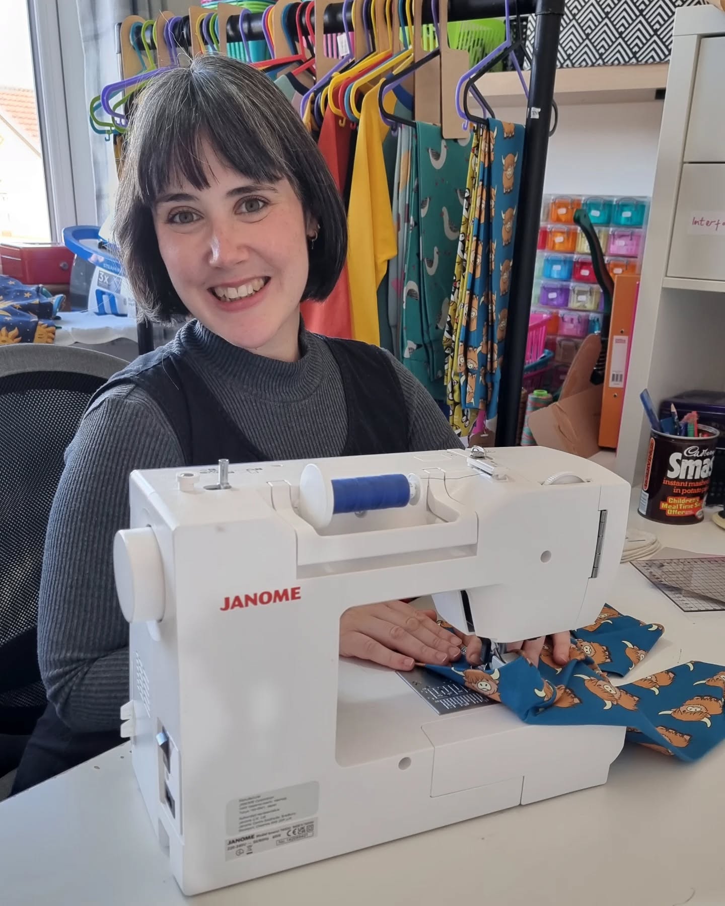Happy New Year! I'm back at the sewing machine this week after a magical festive period! I hope you've all managed to find some time to relax, and that the return to normality isn't too jarring!
Looking forward to sharing some exciting 2025 updates with you soon!
#edinburghsmallbusinesses #imakeyourclothes #facebehindthebusiness #scottishmakers