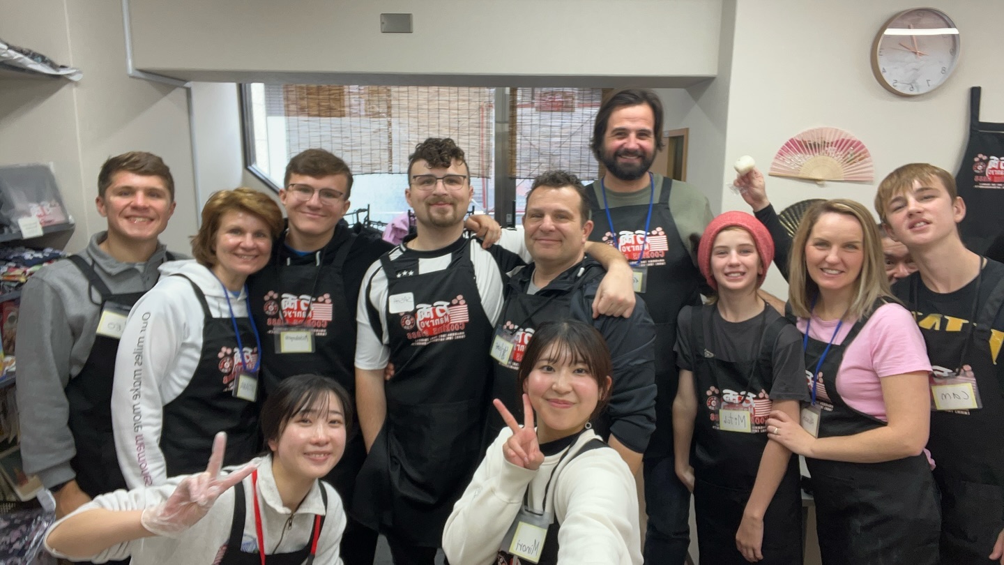 .
Ramen and Gyoza class are busy again today!!
Would you like to try Japanese authentic Soy sauce Ramen and Miso Ramen ?🍜
The main event, Gyoza making is so much fun!!
Let’s have a Gyoza party with us🥰
#japanesefood#gyozamaking #gyozaparty #kyotocooking #cookingvlasskyoto #kyotoramen