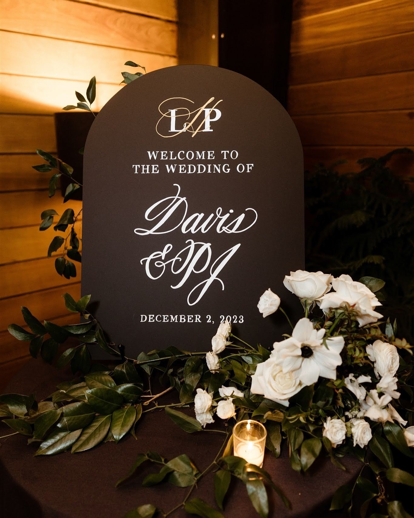Closing out 2024 with some glitz and glam from Davis & PJ ✨🥂
This wedding was the epitome of elegance & timelessness. From the simple black, white, and gold color scheme to the stunning gown and incredible venue - this day had it all. And personal, handwritten details were the perfect finishing touch.
🖤 Matte black acrylic welcome sign featuring a custom made monogram
🖤 Mirror seating chart with gold wax seals (also using that monogram!)
🖤 Signature drink sign with hand-painted cocktails
🖤 Calligraphed place cards affixed to custom menus
So excited for all that’s to come in 2025 🥰 Happy New Year!
Photography: @laurenspinelliphoto
Venue: @hudsonhousenj
Menus, monogram, & hand-painted cocktails: @amyelizabethartistry
Calligraphy & Signage: @allicatcalligraphy
#receptiondecor #weddingsigns #weddingreception #seatingchart #blacktiewedding #phillywedding #njwedding #signaturedrinks #luxurywedding #weddingcalligraphy #weddingdecor