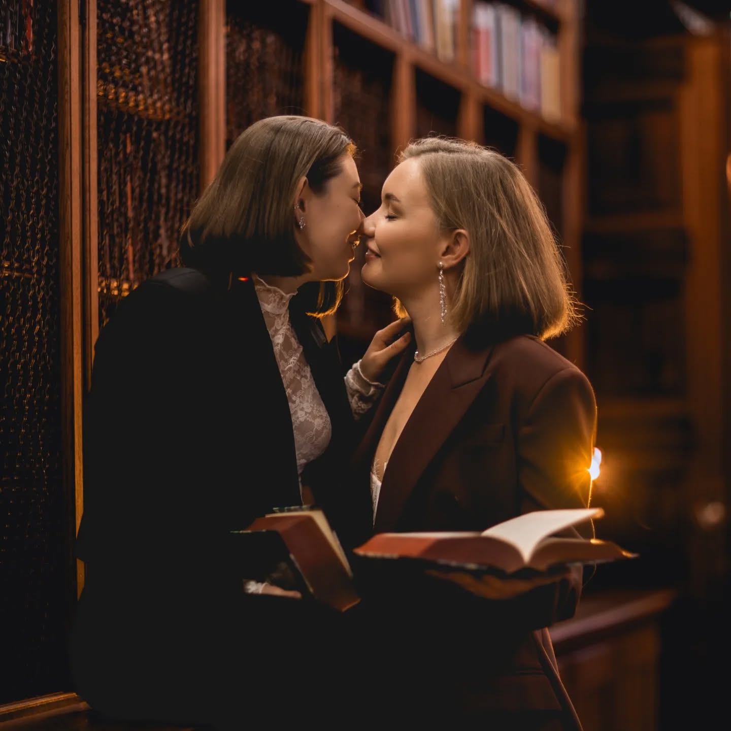 ❤️ LOVE IS LOVE ❤️
🌈 Finalizing the wedding gallery of these two gorgeous ladies, and I couldn’t resist sharing a few photos with you. 💕
❓️ Recently, a few new followers (whom I also know personally) have asked:
"It’s noticeable that you post quite a lot of same-sex couples—why?" 🤷♀️
The answer is simple: in a world so often overshadowed by cruelty and hate, I deeply admire every single sparkle of love. Love is love, and it deserves to be celebrated in all its beautiful forms.
✨ Make love, not war - always and forever my motto. ✨
____________
🏩 Wedding Planner: @ravnyibrak
💄 MUA: @naumka_nastya
#loveislove #insicknessandinhealth #loveknowsnobounds #LGBTQ+Love #twobrides #samesexweddingcopenhagen #samesexwedding #gayweddingcopenhagen #danishweddingphotographer #weddingphotoandvideocopenhagen #copenhagenelopement #свадебныйфотографвкопенгагене #copenhagenphotographer #photographercopenhagen #elenabelevantseva #elopementphotographercopenhagen #свадьбавкопенгагене #danskebryllupsfotografer #copenhagenweddingphotographer #bryllupsfotografsjælland #elopementdänemark #bryllup2025 #ravnyibrak