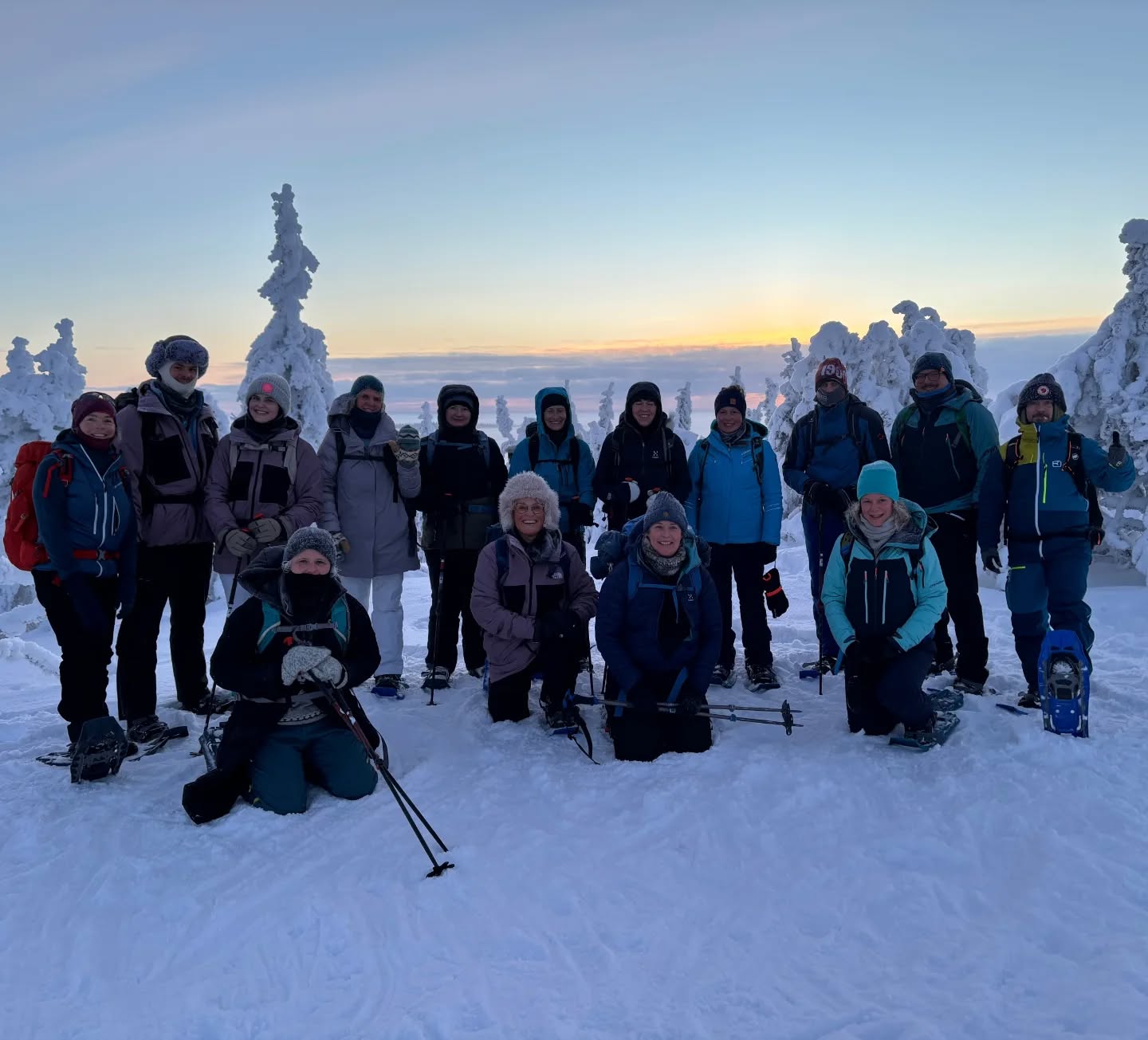 The year changed in amazing company. We saw plenty of snow and trees, visited two national parks and two nature reserves, experienced wonderful moments, and enjoyed the beautiful silence of winter. Thank you for an incredible snowshoeing week, DAV Summit group! Special thanks to Snow Mosquito 💙❄️🌲
#riisitunturinationalpark #oulankanationalpark #davsummitclub #davsummit #kuusamo #posio #lapland #snowshoeing