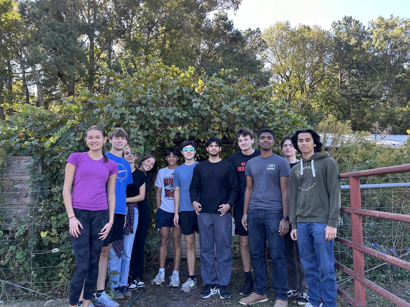 Our members had the chance to roll up their sleeves and spend a day at the NC State Agroecology Farm, learning about the incredible work they do to support sustainability and diverse farming practices
We got hands-on, prepping the soil for pumpkins, pulling weeds, and planting flowers! 🌸
It was a fulfilling day of learning, teamwork, and making a difference in the community
A big shoutout to the amazing Agroecology Farm staff and volunteers for welcoming us and sharing their knowledge!!
-
-
-
-
-
#sustainability #agroecology #community #volunteering #ncstate #ncsu #college