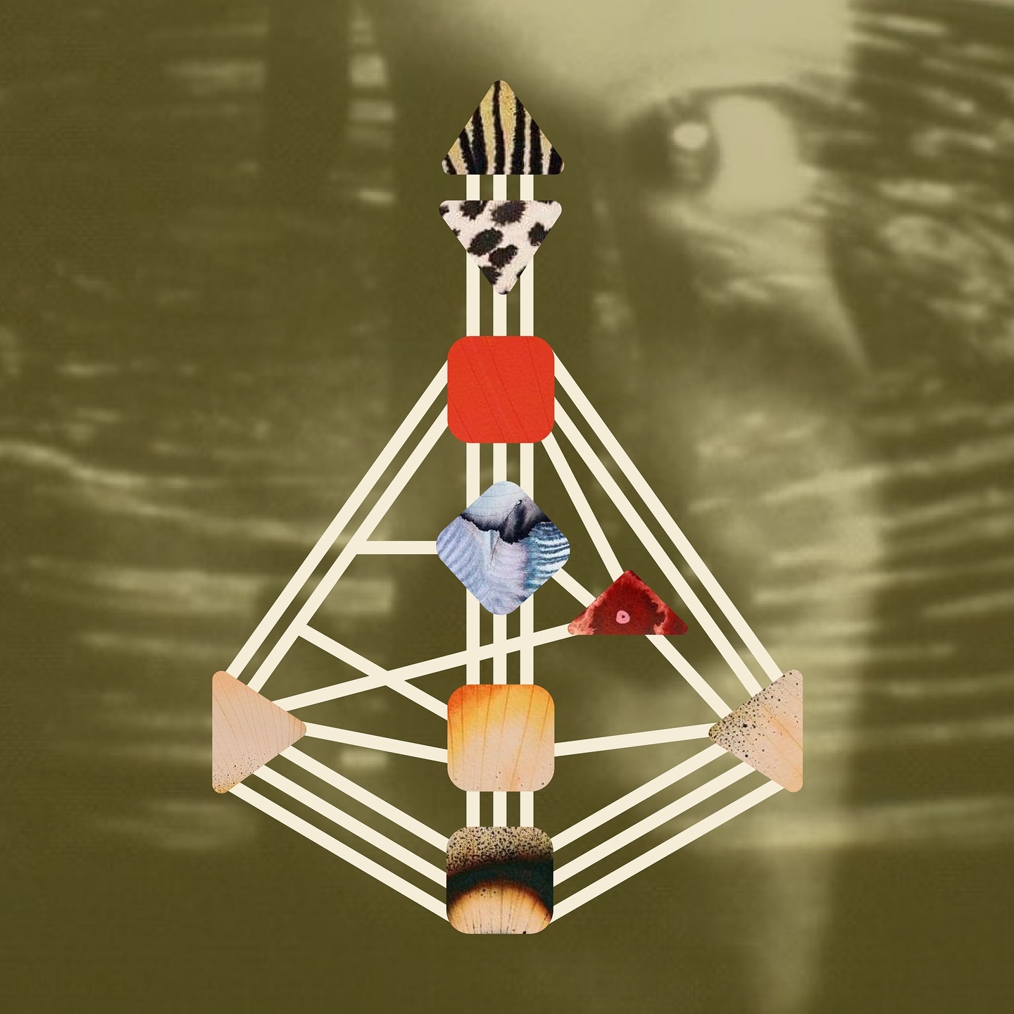 Human Design with Anne: Introduction
The introduction course by @seasonsofsera before we deep dive into the navigation tools Human Design has to offer. Anne is sharing her wisdom on the topic with us to get you going on a journey to unlock your full potential.
Who’s joining?