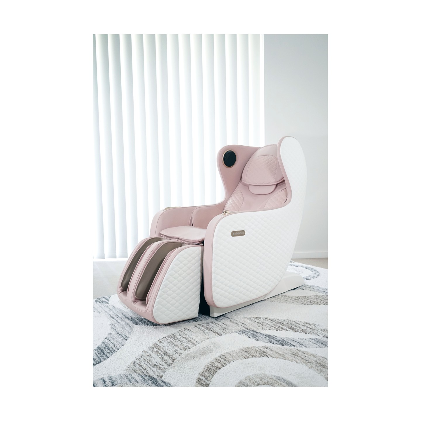 A new model. The BC012D #experience #bliss #bodycapsule #massagechair #comfort #relaxation #massage #sydney #health #wellbeing