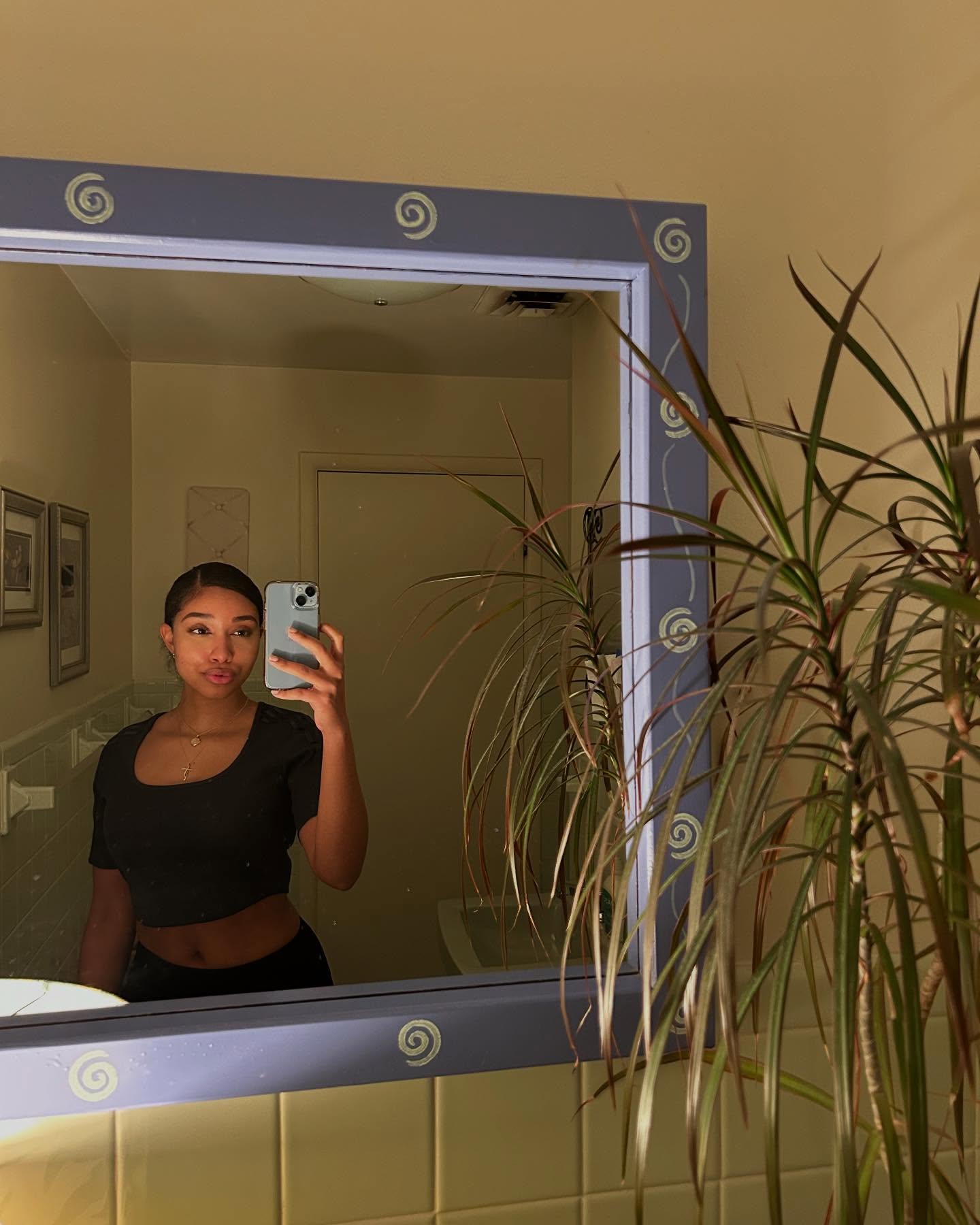 1st week in January at the office 🎹🔉