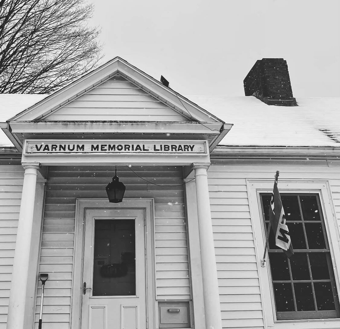 Join in this free workshop tomorrow, Saturday January 11th, starting at 10:30am. Library opens at 10am. We will gather with community and bring conversations to light on the topic of suicide and mental health. We will share Norah’s story and a message of hope along with resources and information. During the workshop, we will be making Norah Beads Bracelets using stones and crystal beads. Each attendee will be able to make two bracelets, one to wear and one to share.
Each bracelet is given with a resource card that shares the 988 crisis lifeline. These bracelets are a wearable reminder to take care of your mental health, to know you are not alone, that there is help available, and to remind yourself and others to keep going. We hope you can join us.