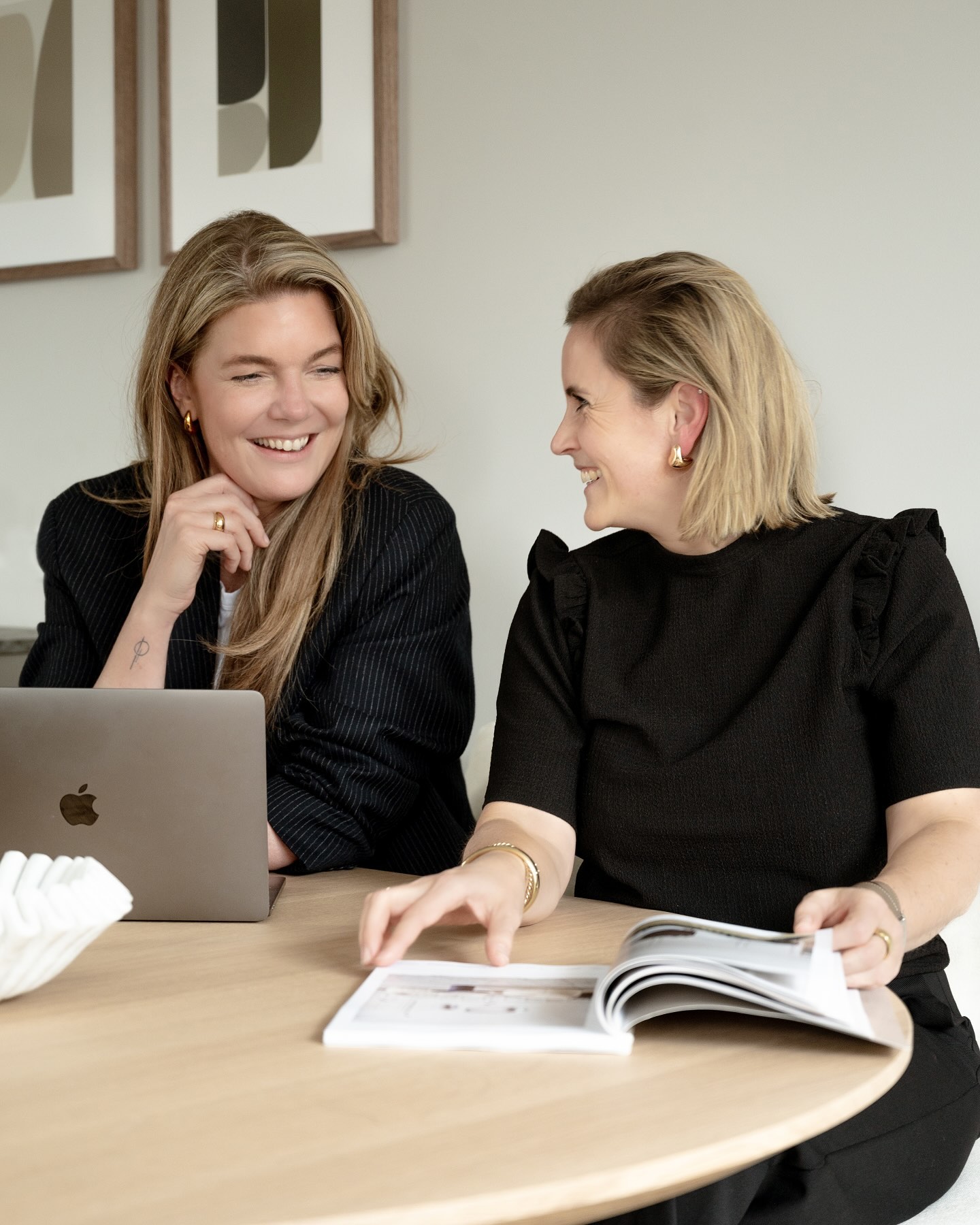 Have a great new week all!
Besides working on our projects, we have an event planned and at the end of the week we will capture another beautifully finished project with @michieljbosman