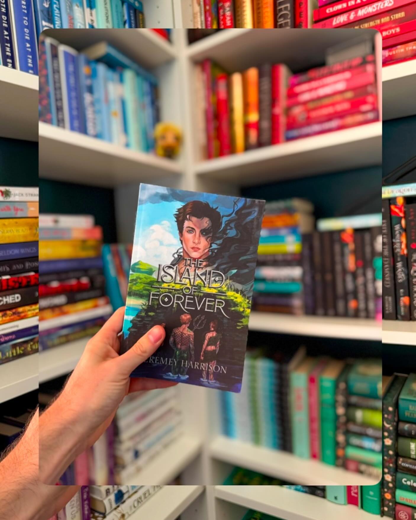 “Despite the violent shaking of the mountain they were standing on, Max’s mind was erupting with a passion that felt like a dormant volcano reawakening.
One final kiss was all it took to make it completely explode.” 🔥
Interested? Buy the book (link in bio)