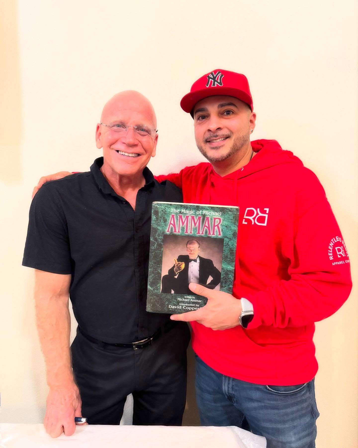 Hanging with a guy who knew the guy. Hearing him talk about the Professor was epic. One of the greats on his lecture tour @michaelammarmagic #magic #magician