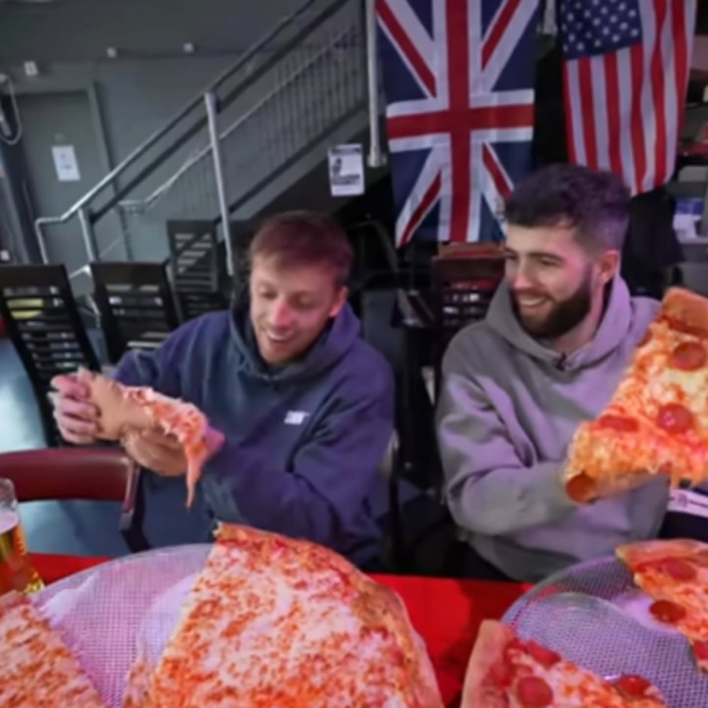 🍕 Introducing Streatham's NEW Pizza Palace! 🍕
✨ Get ready for the BIGGEST slices in town! We're serving up massive 24-inch pizzas loaded with fresh, high-quality ingredients.
✨ From classic Margherita to wild and wacky creations, there's something for every pizza lover.
✨ Come on down and experience the difference!
📍 34-36 streatham highroad
☎️ 020 3002 8343
Doughdaddyuk.com
#Streatham #Pizza #NewOpening #24InchPizza #FoodPorn #PizzaNight #LocalBusiness #supportsmallbusiness #streathamvibes #streathamhighroad