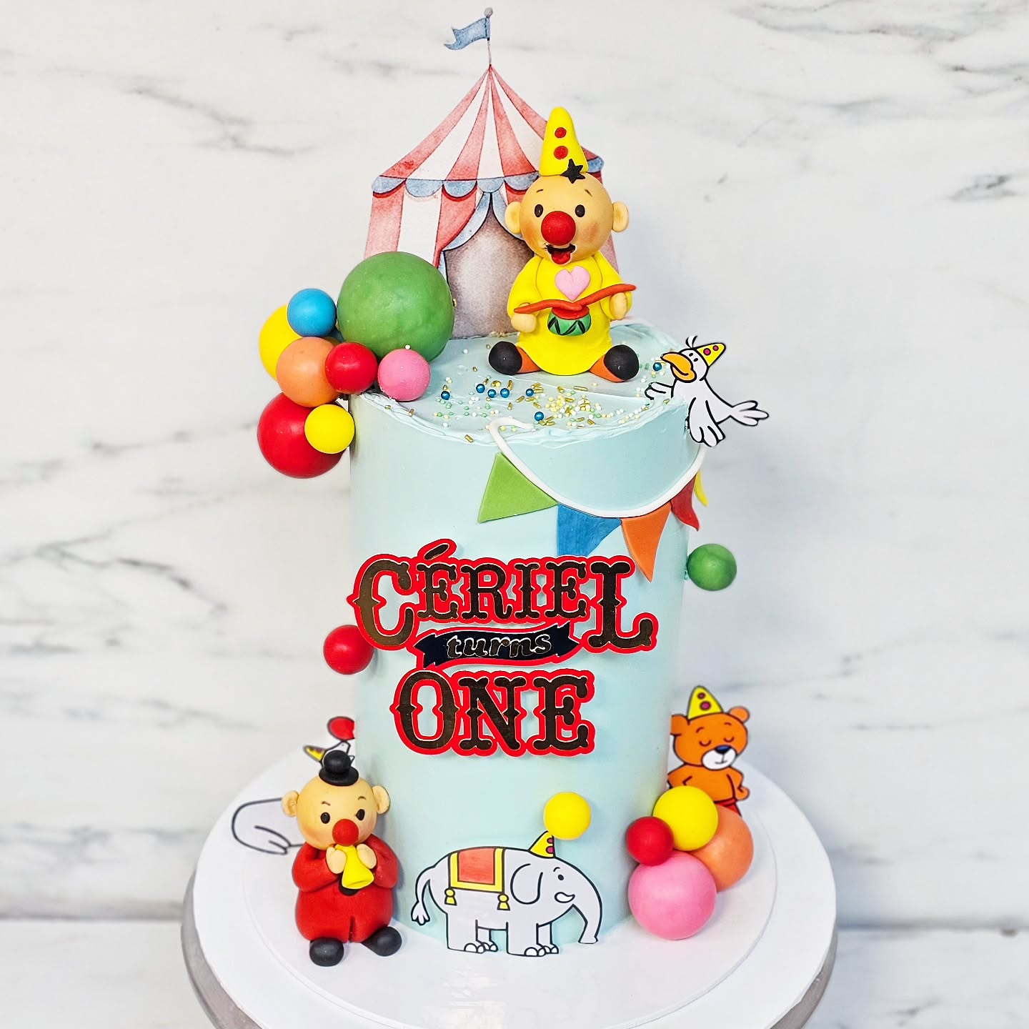 Deze #bumba taart maakte ik voor de kleine Cériel! #bumbalu #studio100 #taart #cake #bolo #taartjes #verjaardagstaarten #verjaardagstaart #jongen #baking #bakken #circus #clown #clowncake #Antwerpen #Beveren #Sint-Niklaas #waasland #cakedecorating #cakedesign #cakedesigner #kindertaart #kids