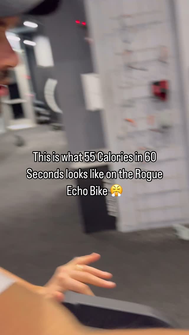 55 Calories in 60 Seconds on the Rogue Echo Bike 😤
LETS SEE WHAT YOU 🫵🏽 GOT! 😈
@roguefitness @tonehouse
@adidas @legion
📸 @nicholas.lattimore
#ToneHouse #UnleashYourInnerAthlete #RogueEchoBikeChallenge #Rogue #legionsupplements #ambassador #AdidasAthlete #Pushlimits