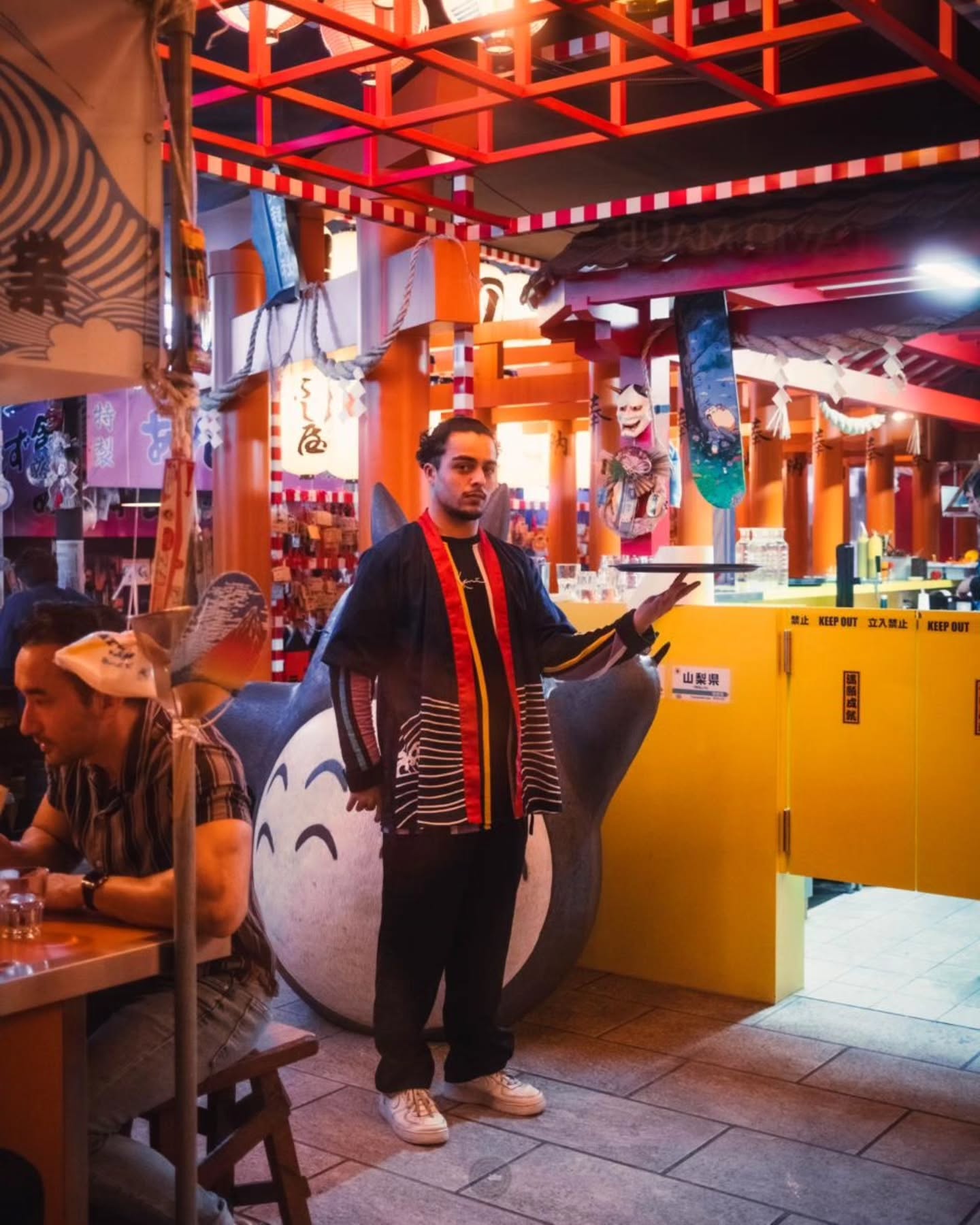 Bienvenue chez @isshin_ramen_officiel 🍜🏮
#ramennoodles #ramen #japaneserestaurant #bordeaux #fujifilm_xseries #fujifeed #fujix100vi #fujifilm #photography
@isshin_ramen_officiel