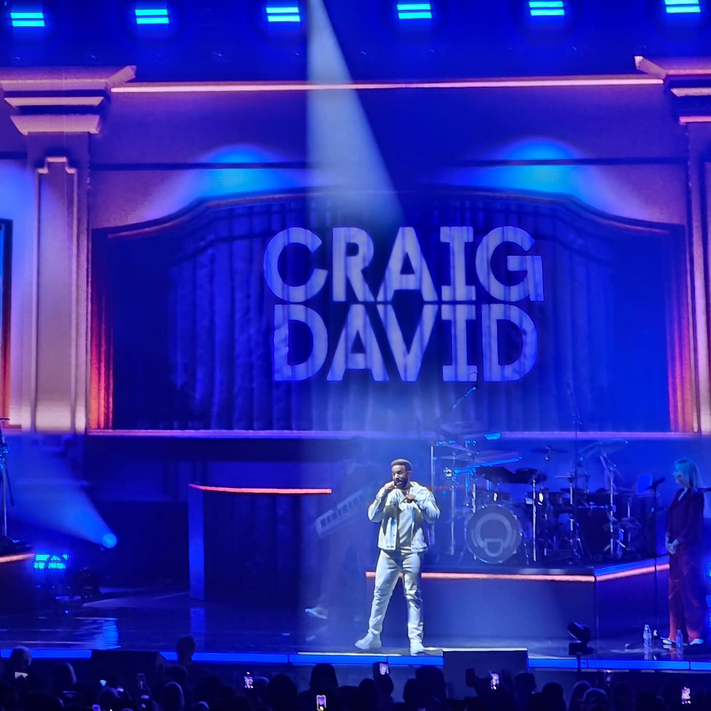 A successfully busy half term week ✨️
Photo 1. @craigdavid on his Commitment Tour @bppulselive
Photo 2. @the.quoteboard from my trip to London
Photo 3. Tried to be artistic 😅
Photo 4. Tried matcha and actually enjoyed it! @blankstreet
Photo 5. Who doesn't love M&Ms?
Photo 6. An overdue catch up with one of my best friends - we laughed at lot and almost cried at Bridget Jones: Mad About A Boy
Photo 7 and 8. Trip on @londoneye
Photo 9. A trip to @batterseapwrstn
Photos 10 and 11. Afternoon tea
Photo 12. A milkshake and some views 📸