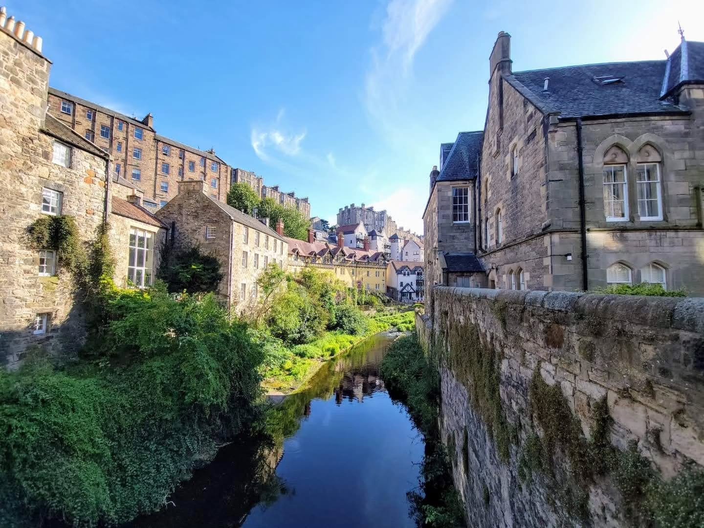 Thinking of visiting Scotland? Expect jaw-dropping landscapes, historic castles, and weather that keeps you on your toes. Read our latest blog post for tips, must-sees, and why you should always pack a rain coat. ☔🏰
.
.
.
.
.
#travel #twogirlsgetaway #travelblogger #scotland #scotlandtravel #Edinburgh #iamtb #wearetravelgirls #wonderful_places #sheisnotlost #traveladvisor #gltlove #girlswhotravel #glt