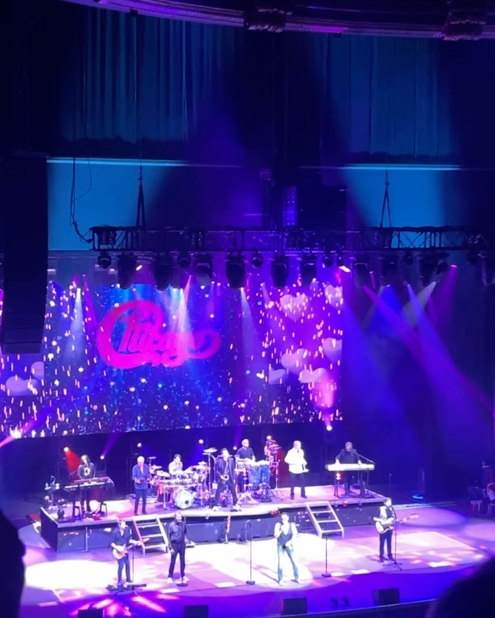 Finally got to see Chicago after all these years and they were incredible! Been listening to them since the 80s and seeing them live made us so happy. Packed house and amazing energy. They’re here for a little bit longer so catch them if you can! #ChicagoBand
#LasVegasConcert
#ClassicRock #80smusic #70srock